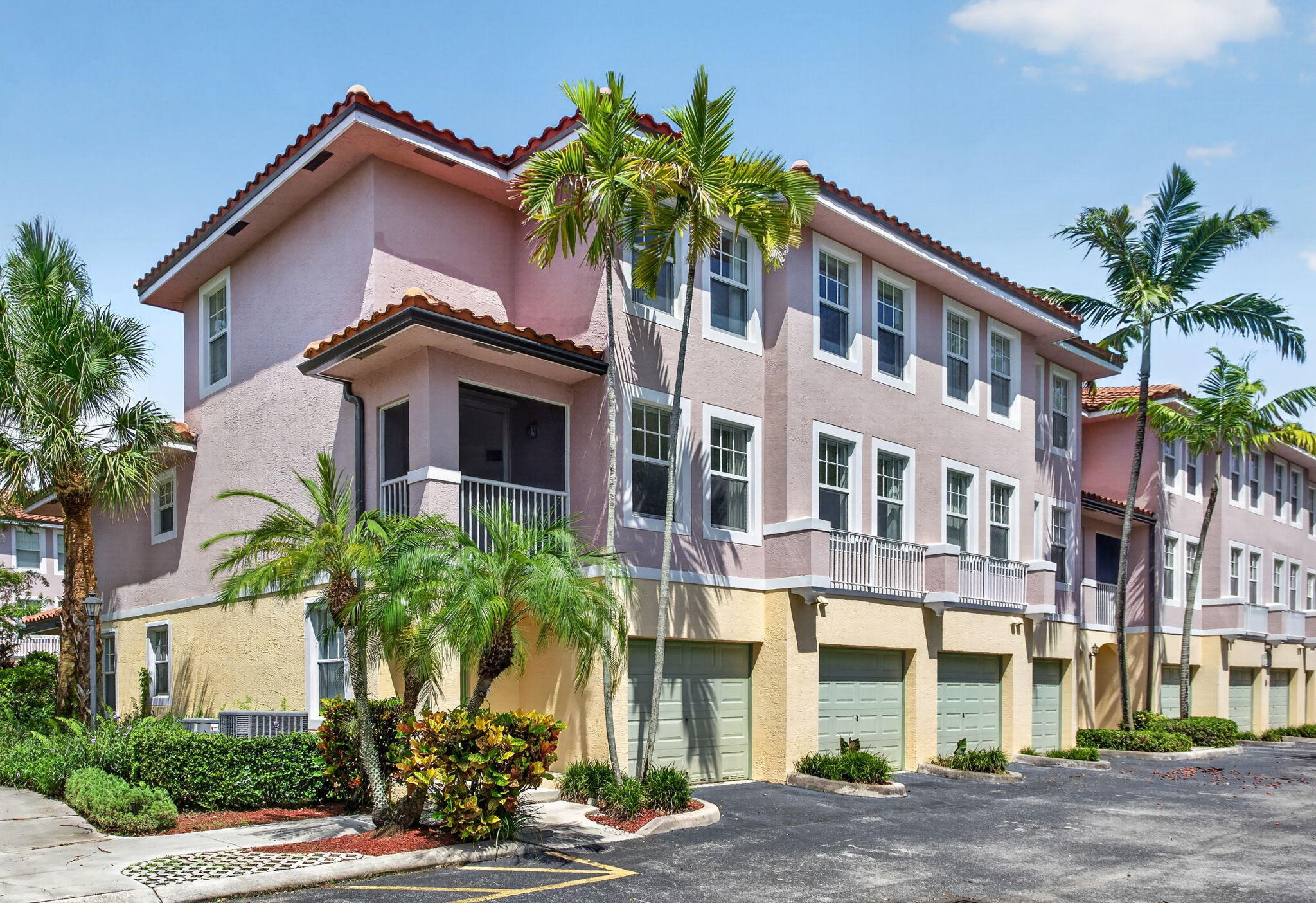 En Renta 6380 W SAMPLE Road 6380, Coral Springs, FL 33067, Coral Springs, FL 33067
