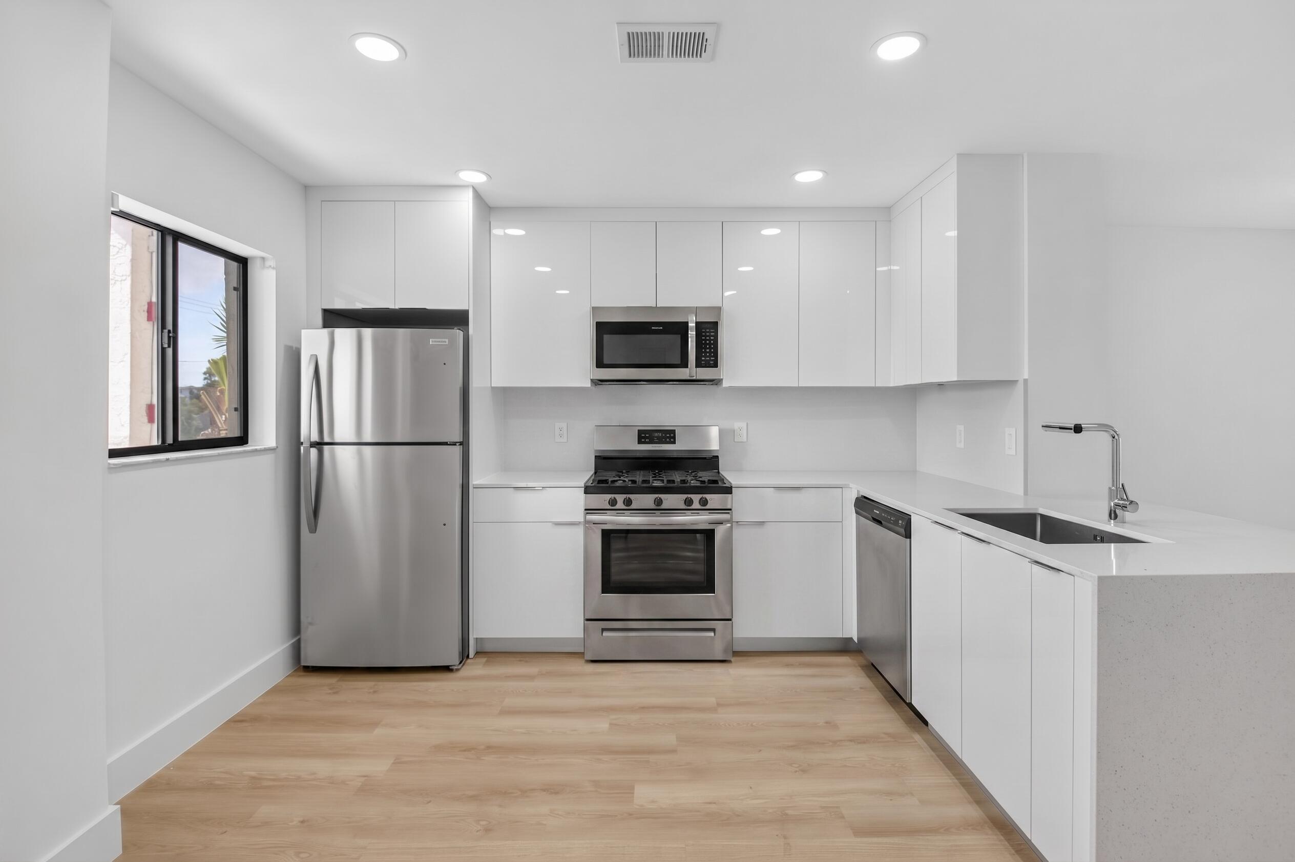 En Renta 100 W Hidden Valley Boulevard 101, Boca Raton, FL 33487, Boca Raton, FL 33487