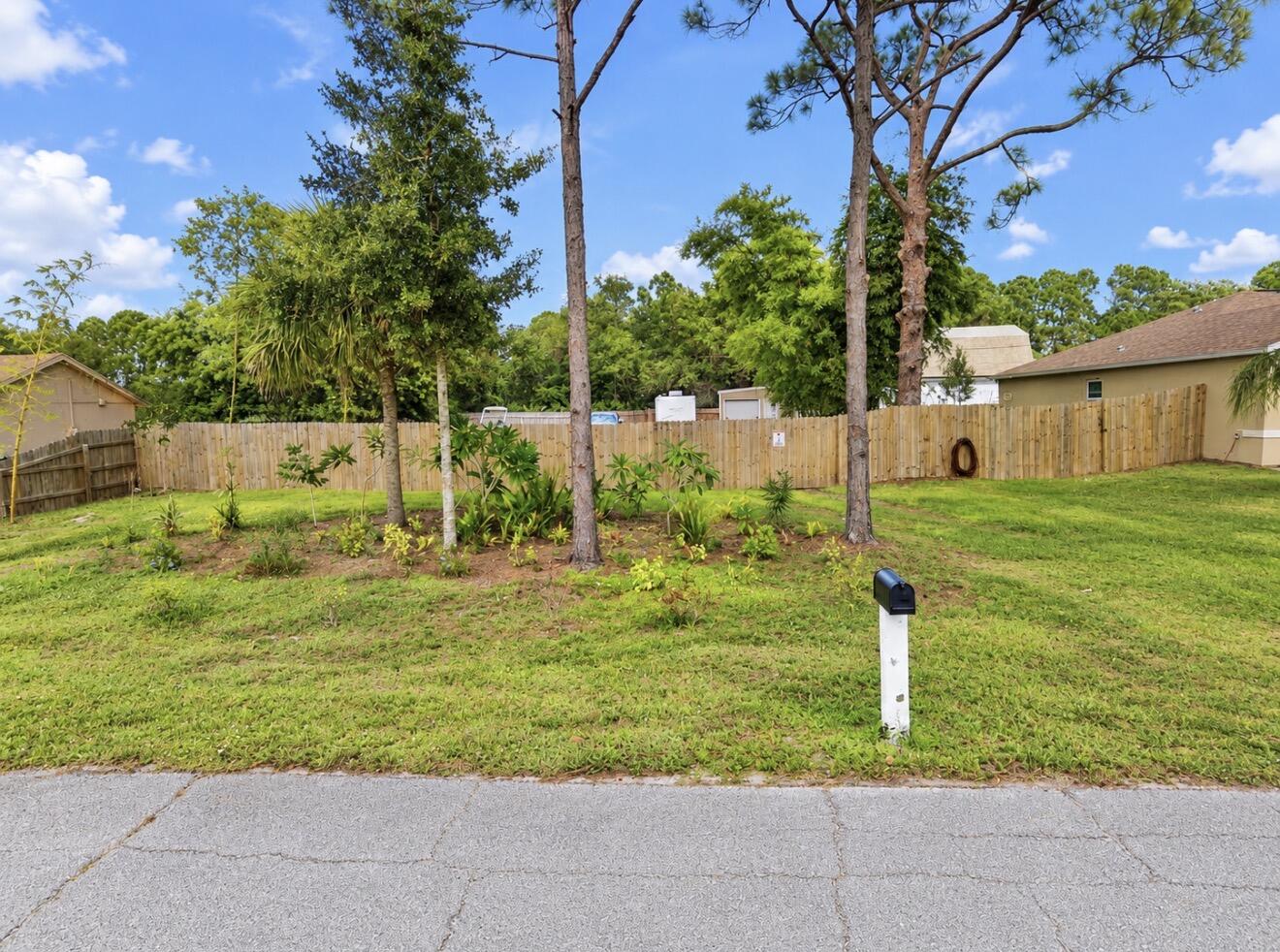 En Venta 1631 Sadigo Street SE, Palm Bay, FL 32909, Palm Bay, FL 32909