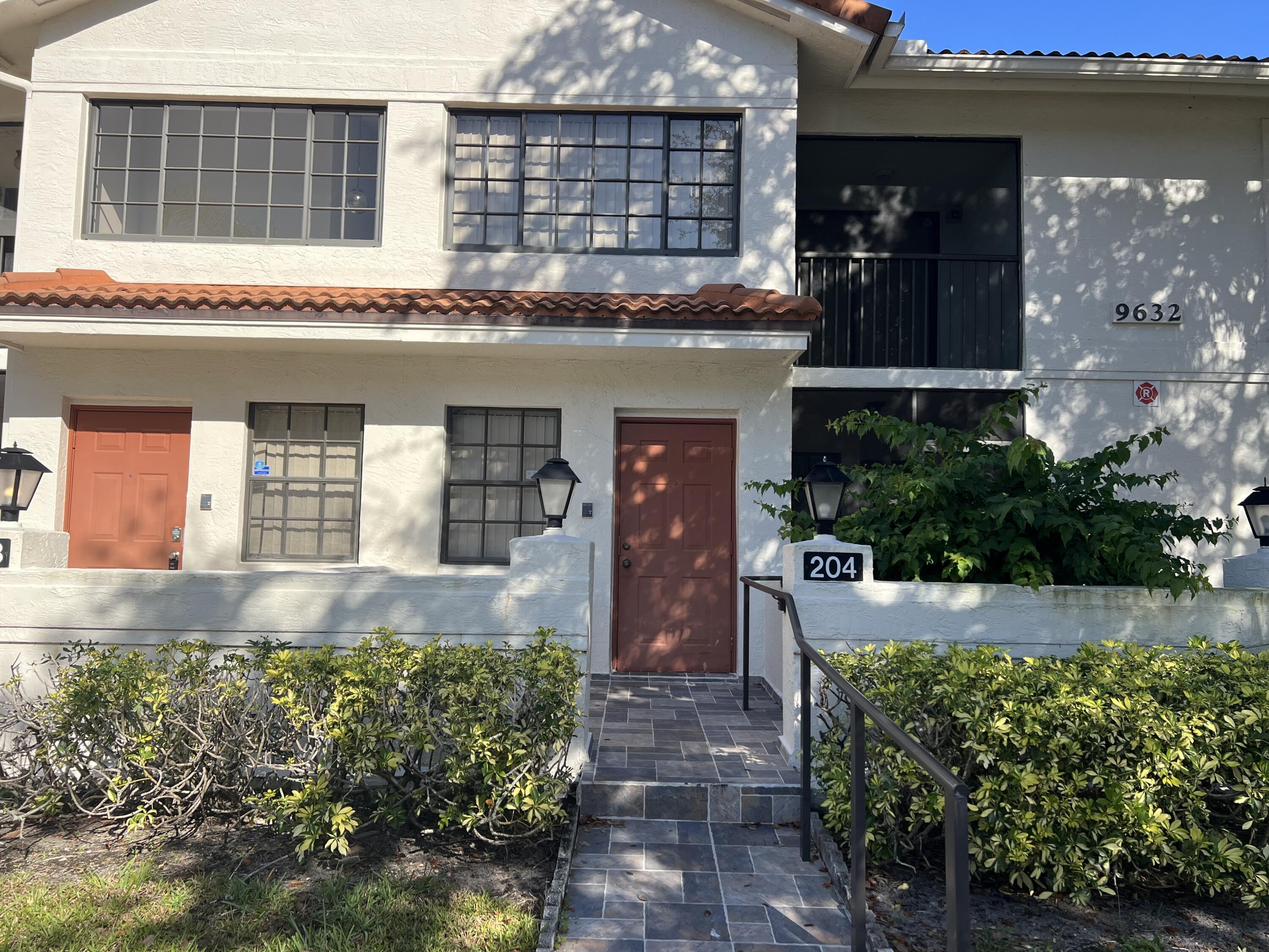 En Venta 9632 SILLS Drive E 204, Boynton Beach, FL 33437, Boynton Beach, FL 33437