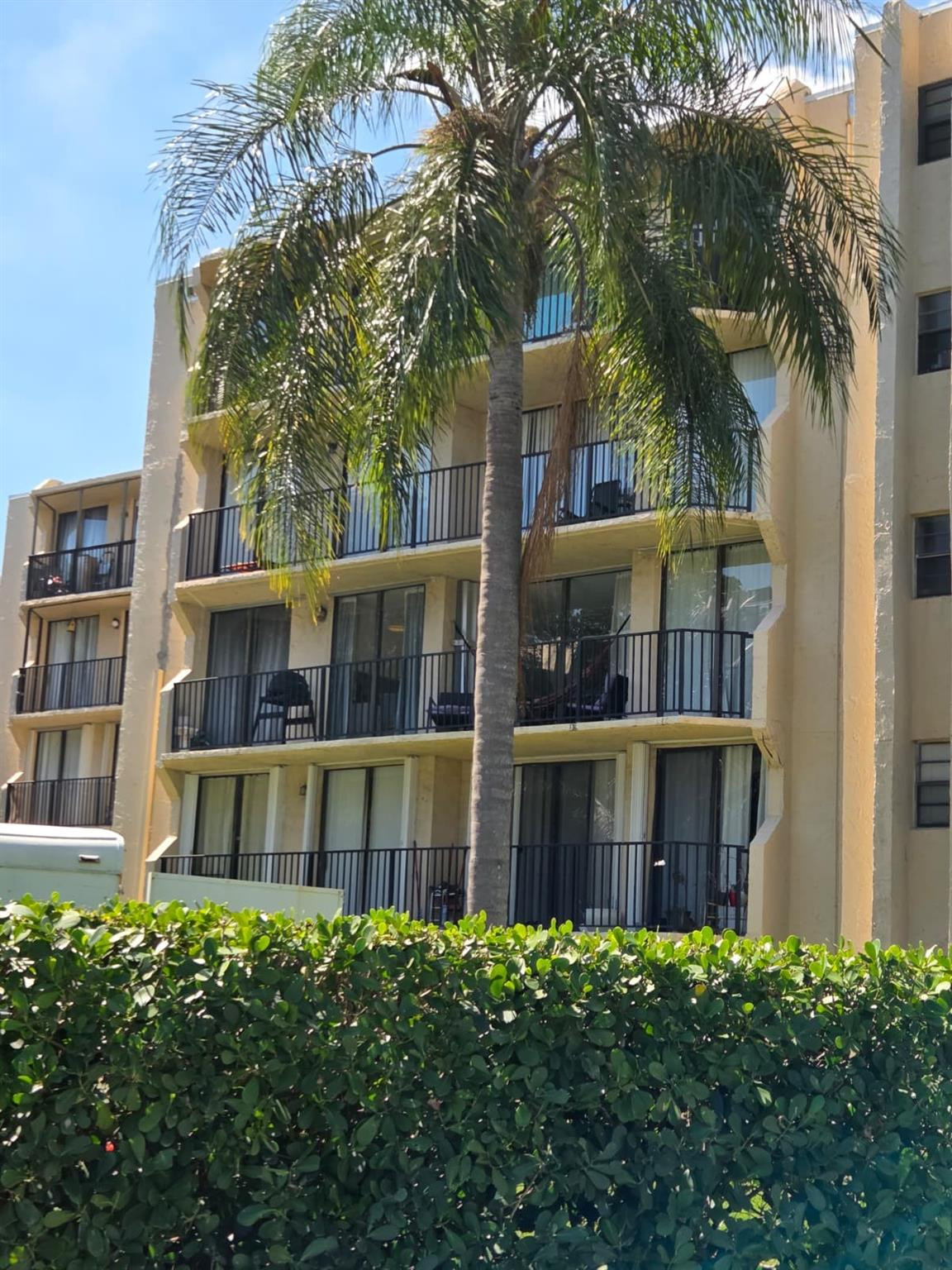 En Venta 3500 BLUE LAKE Drives 304, Pompano Beach, FL 33064, Pompano Beach, FL 33064