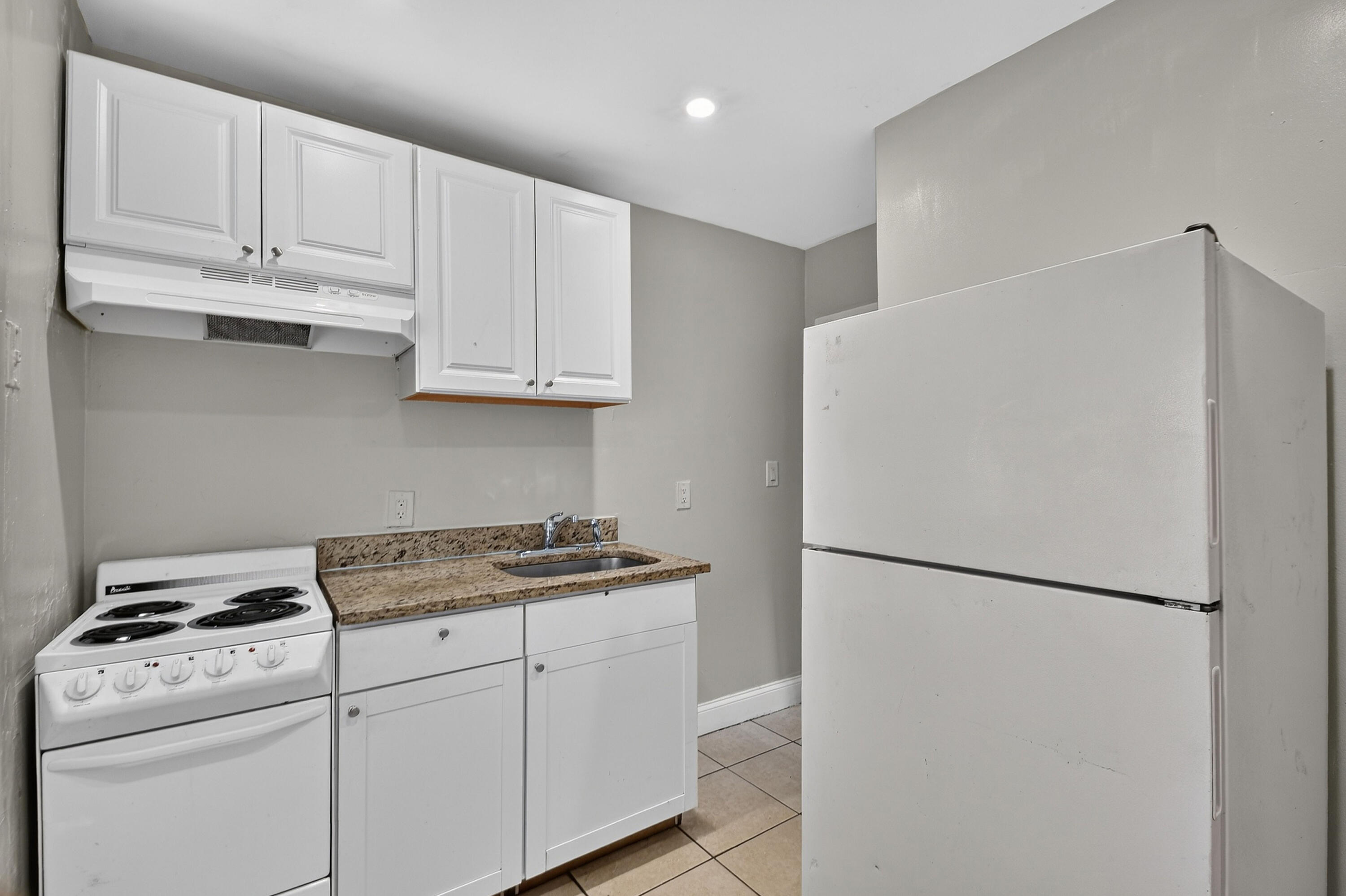 En Renta 885-887 7TH Street #200, West Palm Beach, FL 33401, West Palm Beach, FL 33401