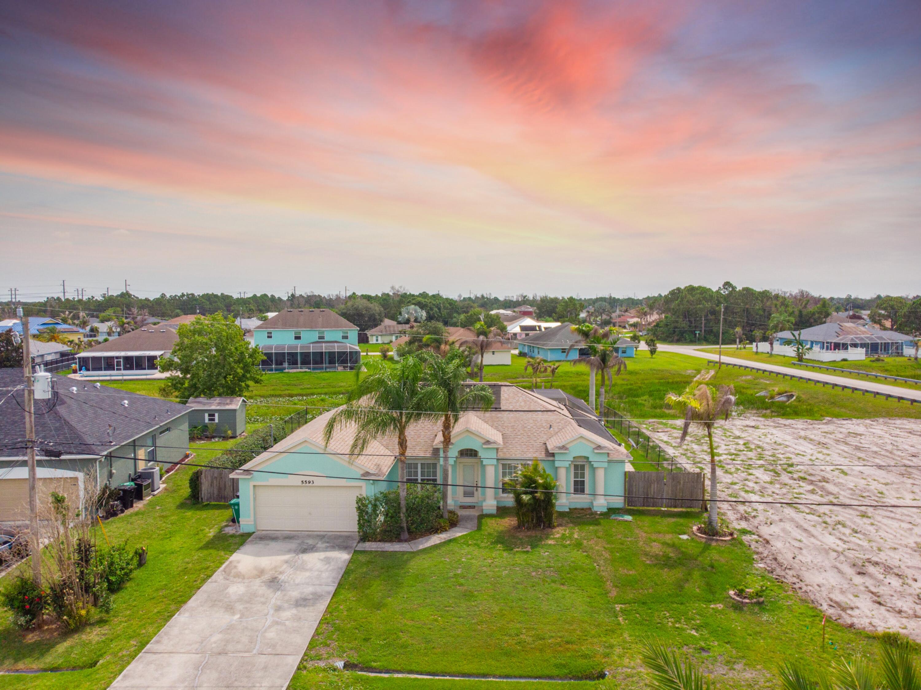 En Venta 5593 NW WESLEY Road, Port St. Lucie, FL 34986, Port St. Lucie, FL 34986