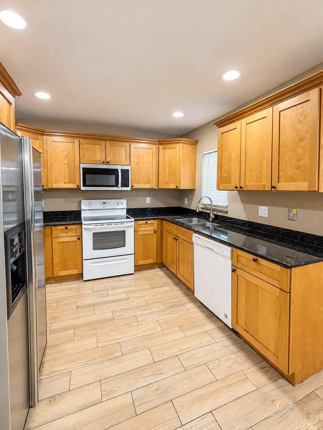 En Renta 171 SE 3RD Street B, Deerfield Beach, FL 33441, Deerfield Beach, FL 33441
