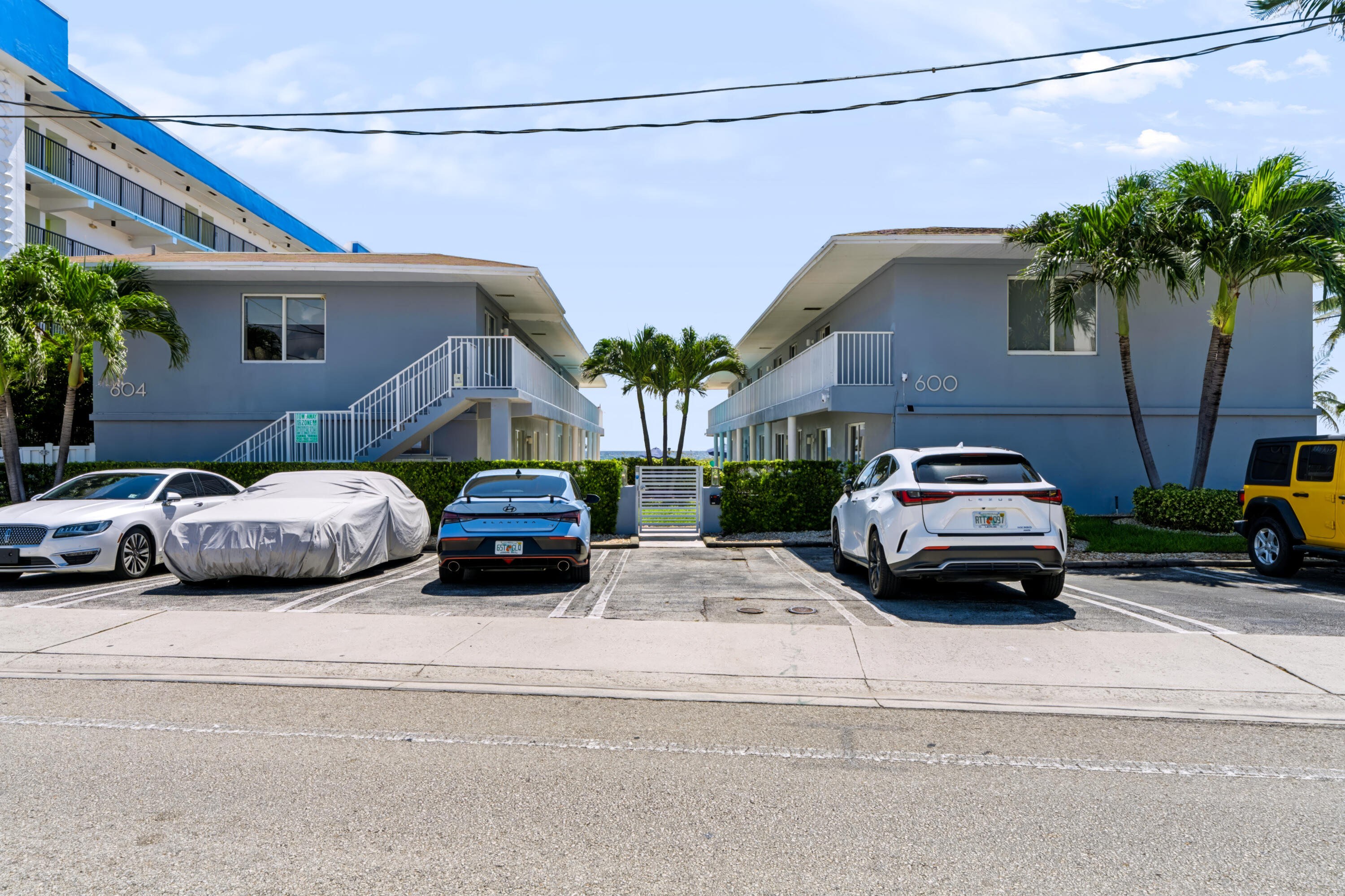 En Venta 604 N OCEAN Boulevard 3B, Pompano Beach, FL 33062, Pompano Beach, FL 33062