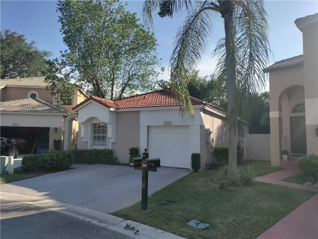 En Venta 5845 EAGLE CAY Circle, Coconut Creek, FL 33073, Coconut Creek, FL 33073