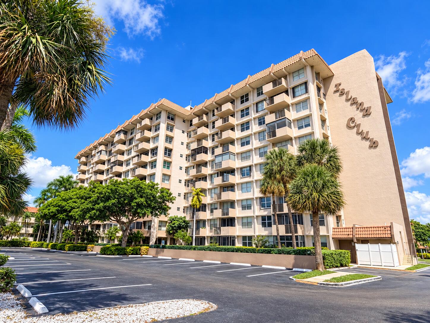 En Venta 777 S Federal Highway RP407, Pompano Beach, FL 33062, Pompano Beach, FL 33062