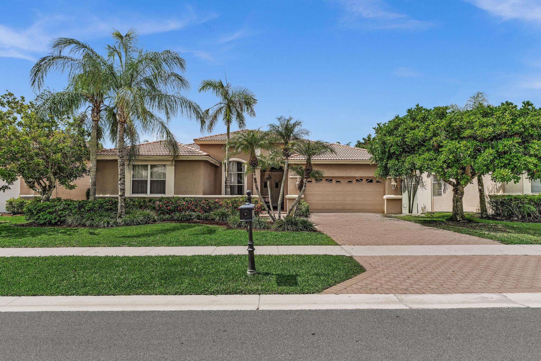 En Venta 18700 OCEAN MIST Drive, Boca Raton, FL 33498, Boca Raton, FL 33498