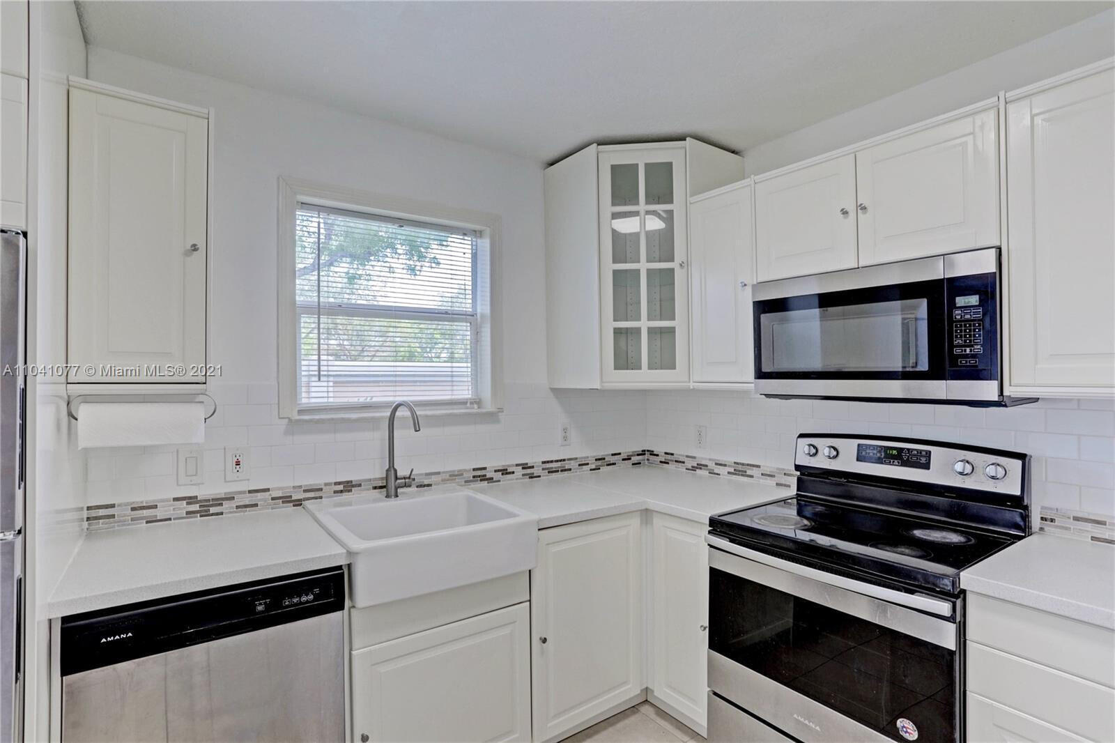 En Venta 3810 N JOG Road 106, West Palm Beach, FL 33411, West Palm Beach, FL 33411