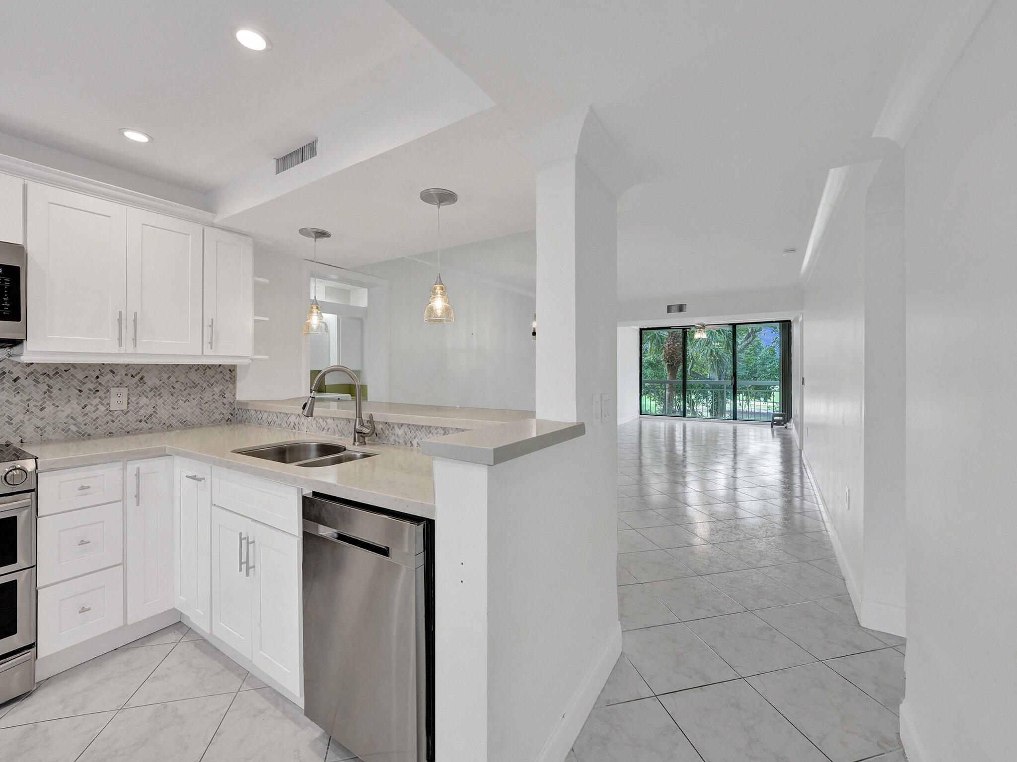 En Renta 6169 BALBOA Circle 306, Boca Raton, FL 33433, Boca Raton, FL 33433