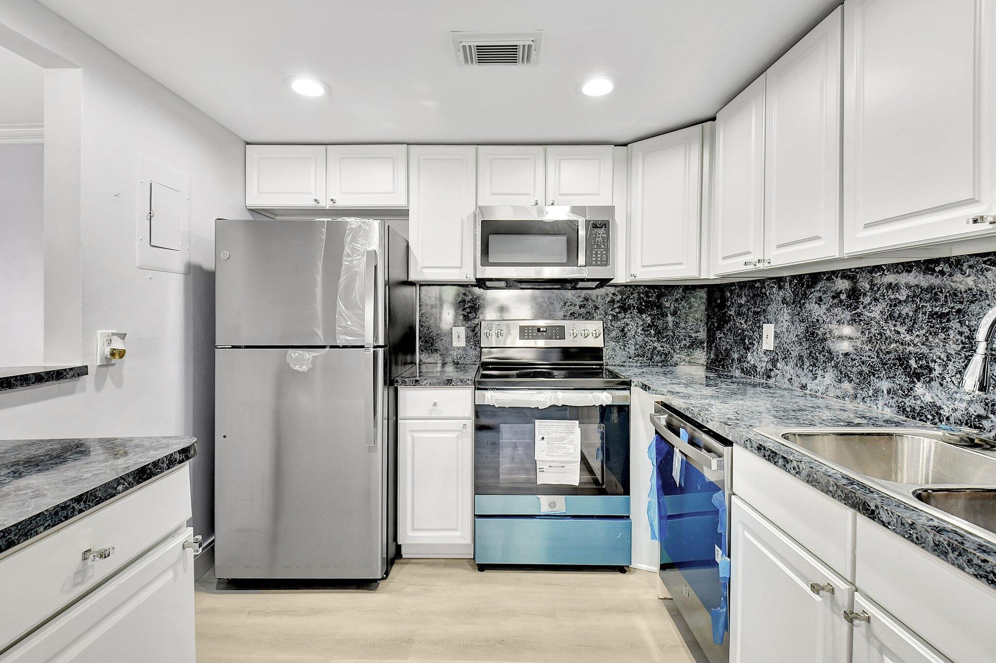 En Renta 450 Saxony J, Delray Beach, FL 33446, Delray Beach, FL 33446