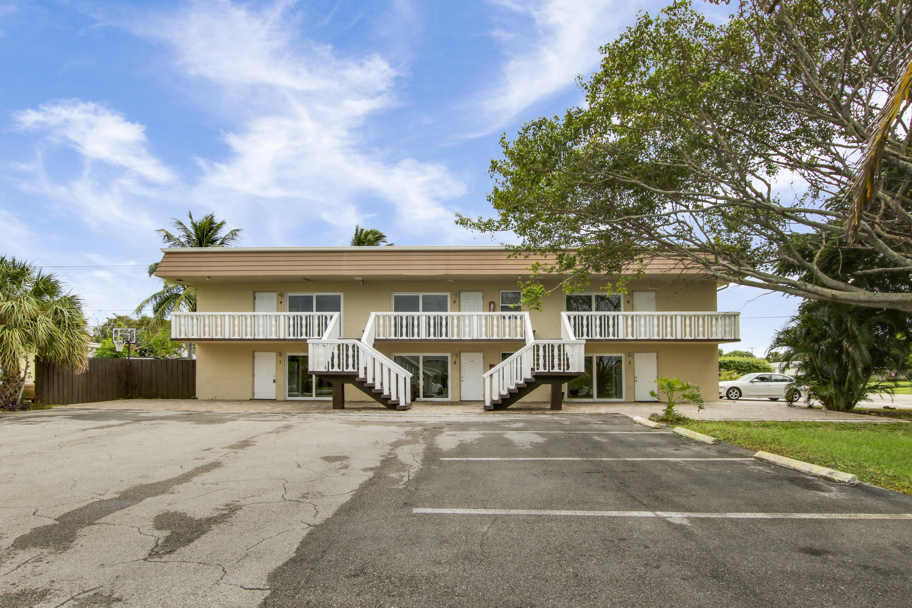 En Renta 593 PALMETTO Drive 1, West Palm Beach, FL 33403, West Palm Beach, FL 33403