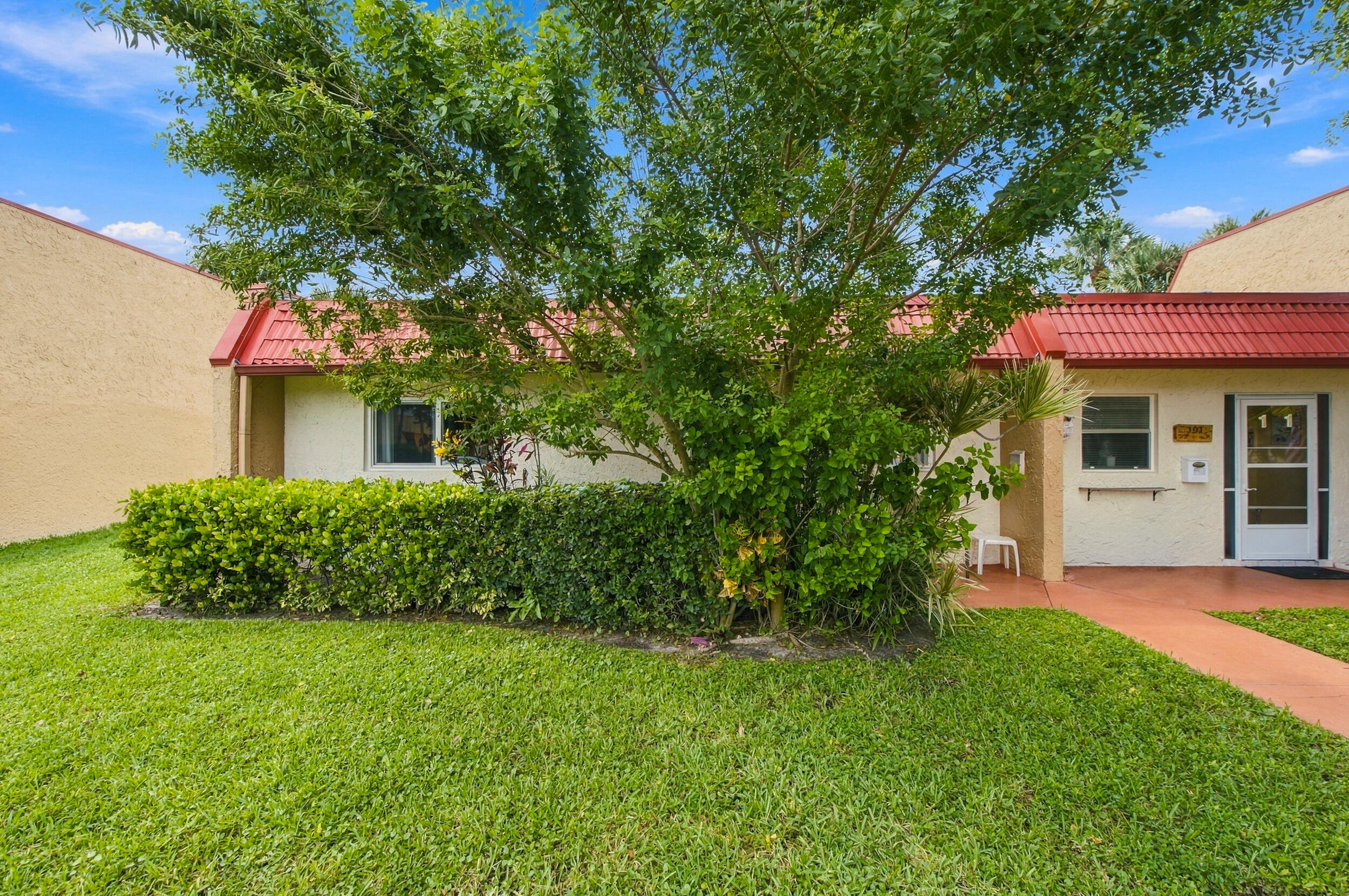 En Venta 193 Lake Evelyn Drive, West Palm Beach, FL 33411, West Palm Beach, FL 33411