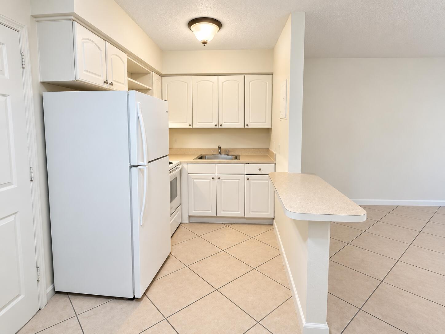 En Renta 1960 NE 48 Street 11, Pompano Beach, FL 33064, Pompano Beach, FL 33064