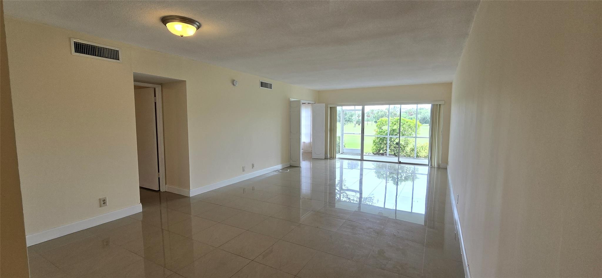 En Renta 2950 N PALM AIRE Drive 106, Pompano Beach, FL 33069, Pompano Beach, FL 33069
