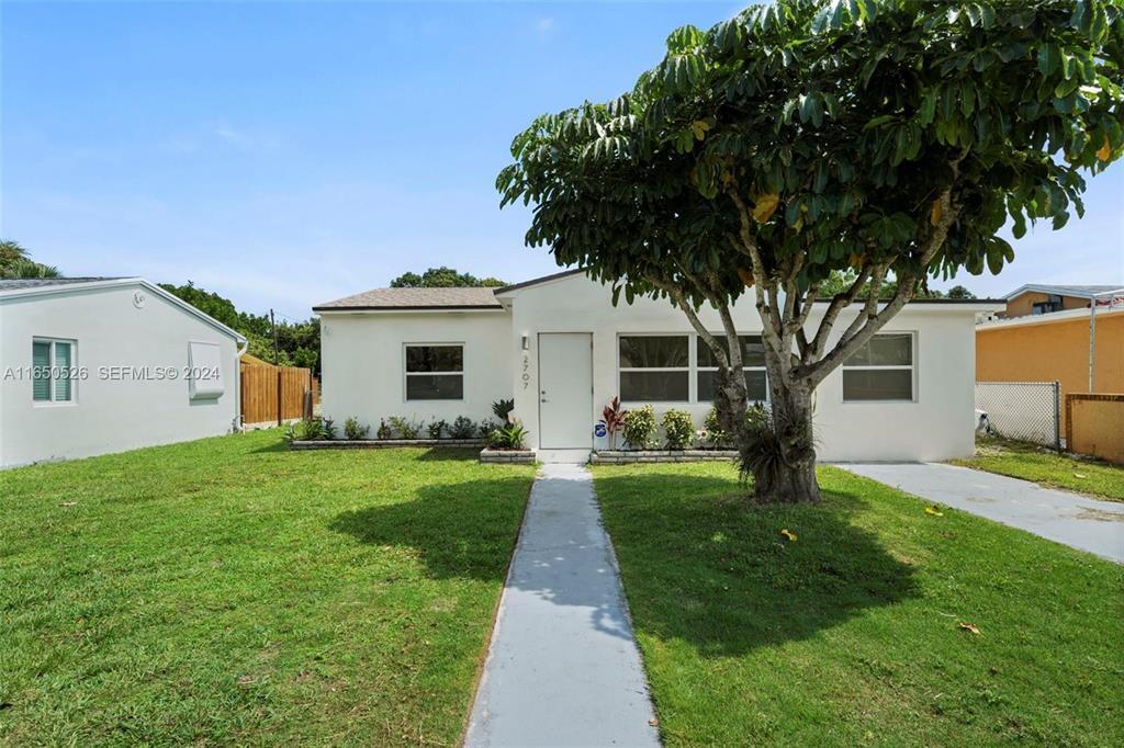 En Renta 2707 ADAMS Street ., Hollywood, FL 33020, Hollywood, FL 33020