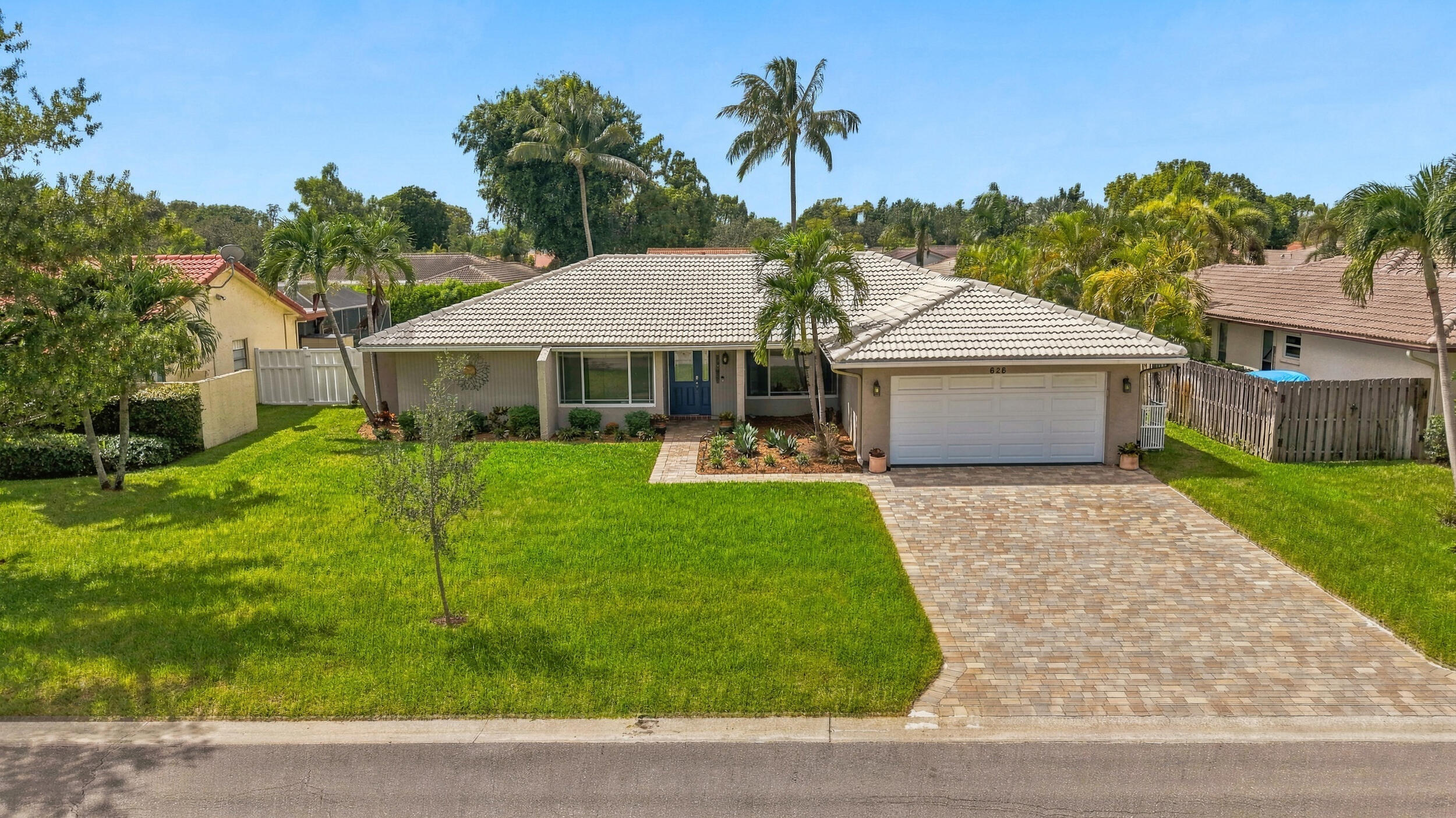 En Venta 626 NW 100th Way, Coral Springs, FL 33071, Coral Springs, FL 33071