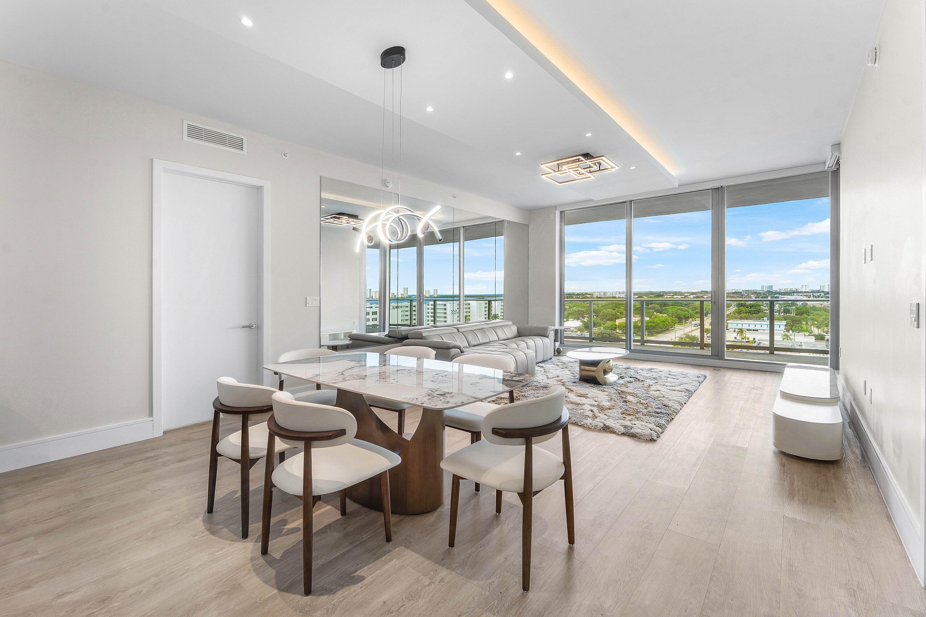 En Venta 220 Lake Shore Drive 917, Lake Park, FL 33403, Lake Park, FL 33403