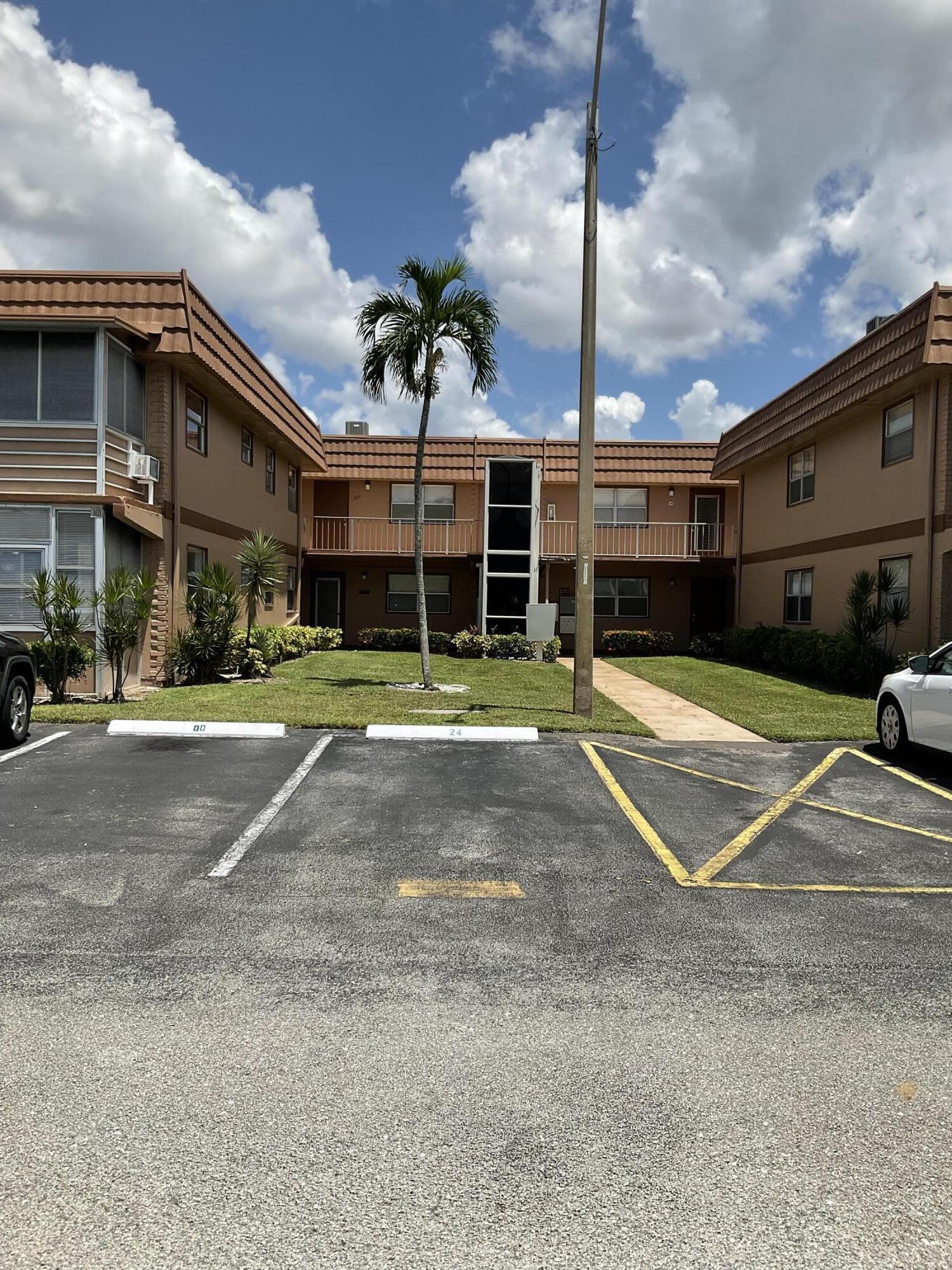 En Venta 300 BRITTANY G, Delray Beach, FL 33446, Delray Beach, FL 33446