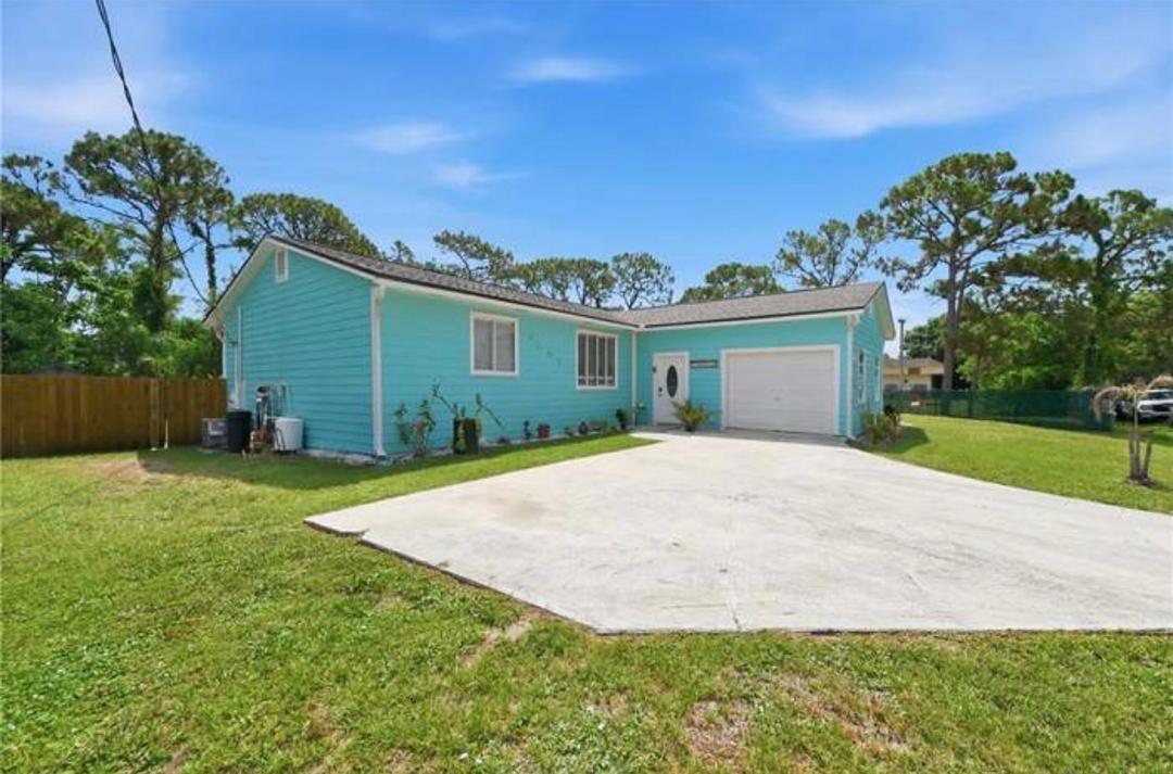 En Renta 4251 SE DIXIE ROSS Street, Stuart, FL 34997, Stuart, FL 34997
