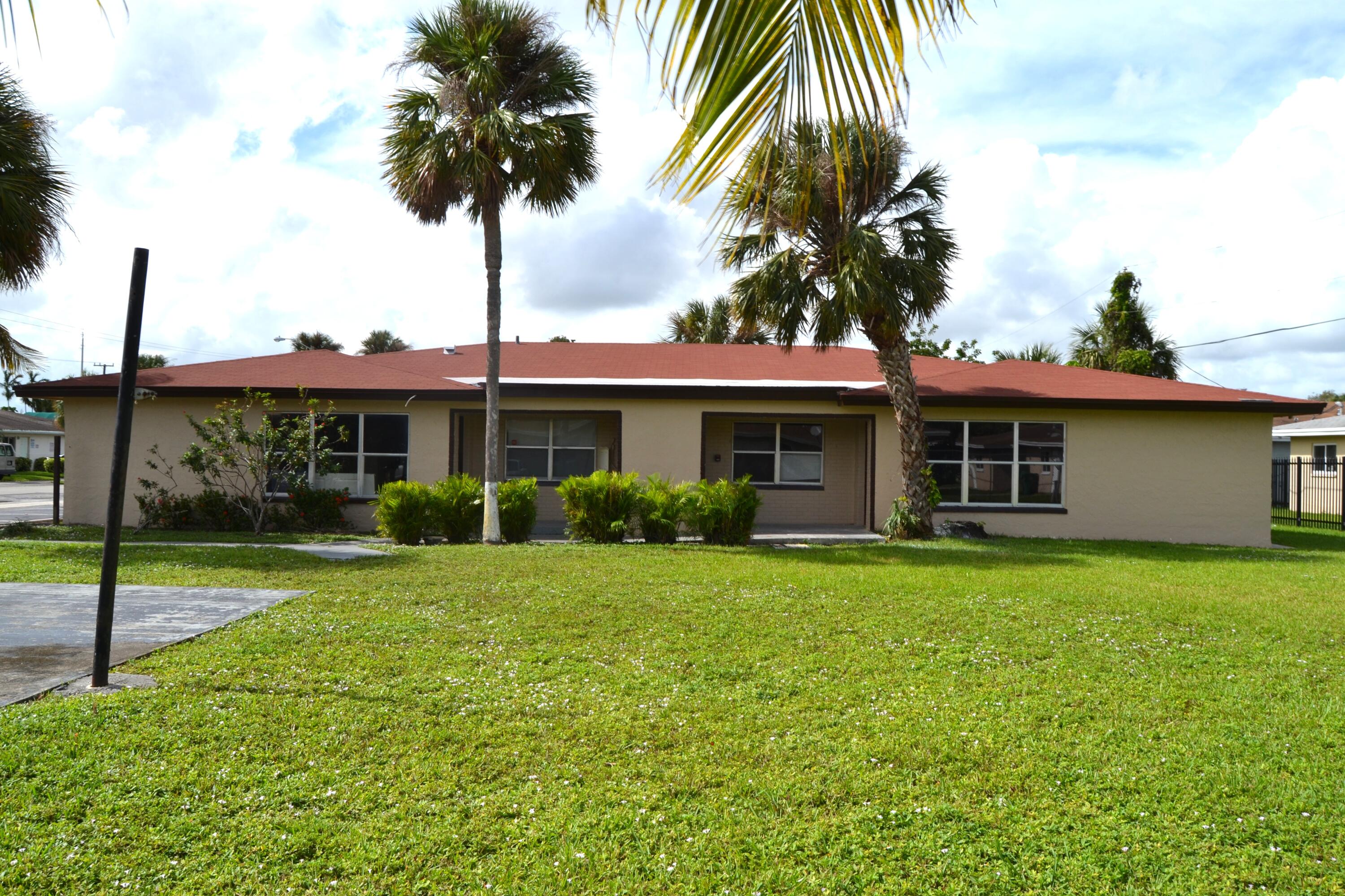 En Renta 5631 NW 27th Court 5631, Lauderhill, FL 33313, Lauderhill, FL 33313