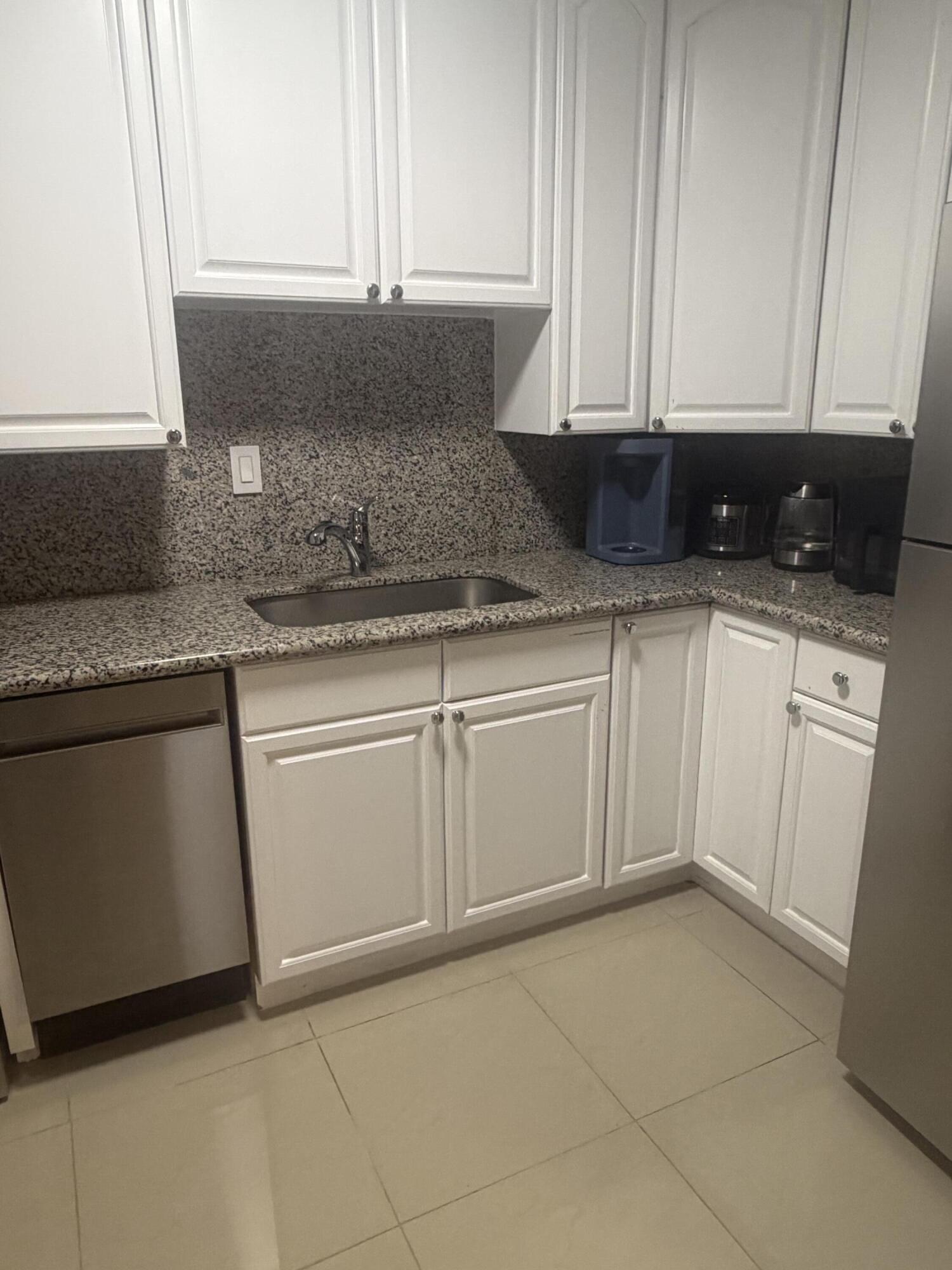 En Venta 340 NW 19th Street Unit 209, Boca Raton, FL 33432, Boca Raton, FL 33432