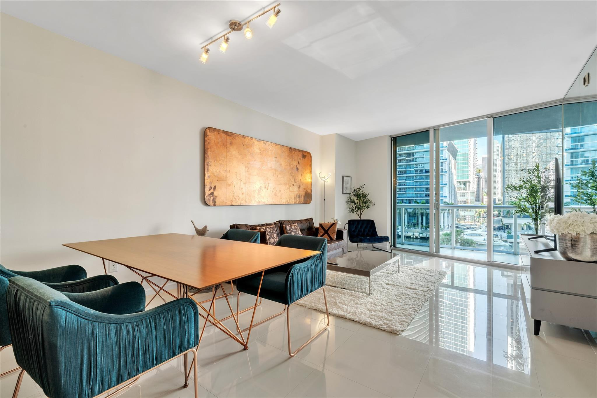 En Renta 475 BRICKELL Avenue 512, Miami, FL 33131, Miami, FL 33131