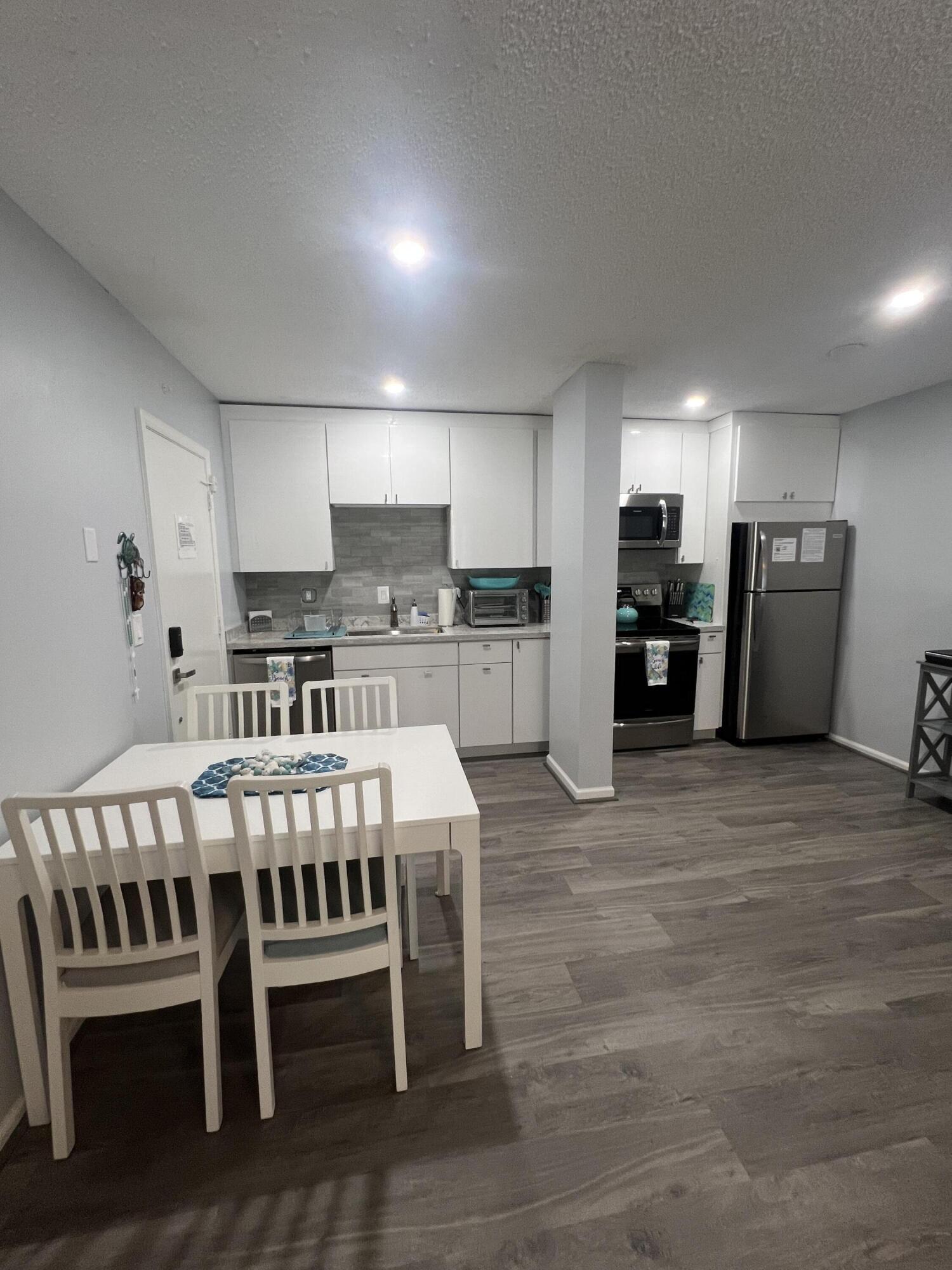 En Renta 2271 NE 68TH Street 2022, Fort Lauderdale, FL 33308, Fort Lauderdale, FL 33308