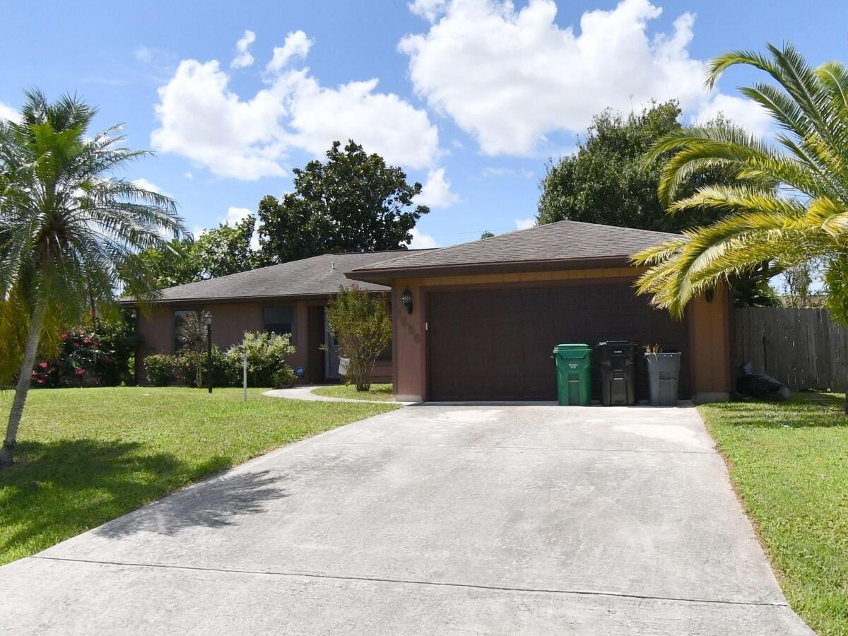 En Venta 1656 SW NORMAN Lane, Port St. Lucie, FL 34984, Port St. Lucie, FL 34984