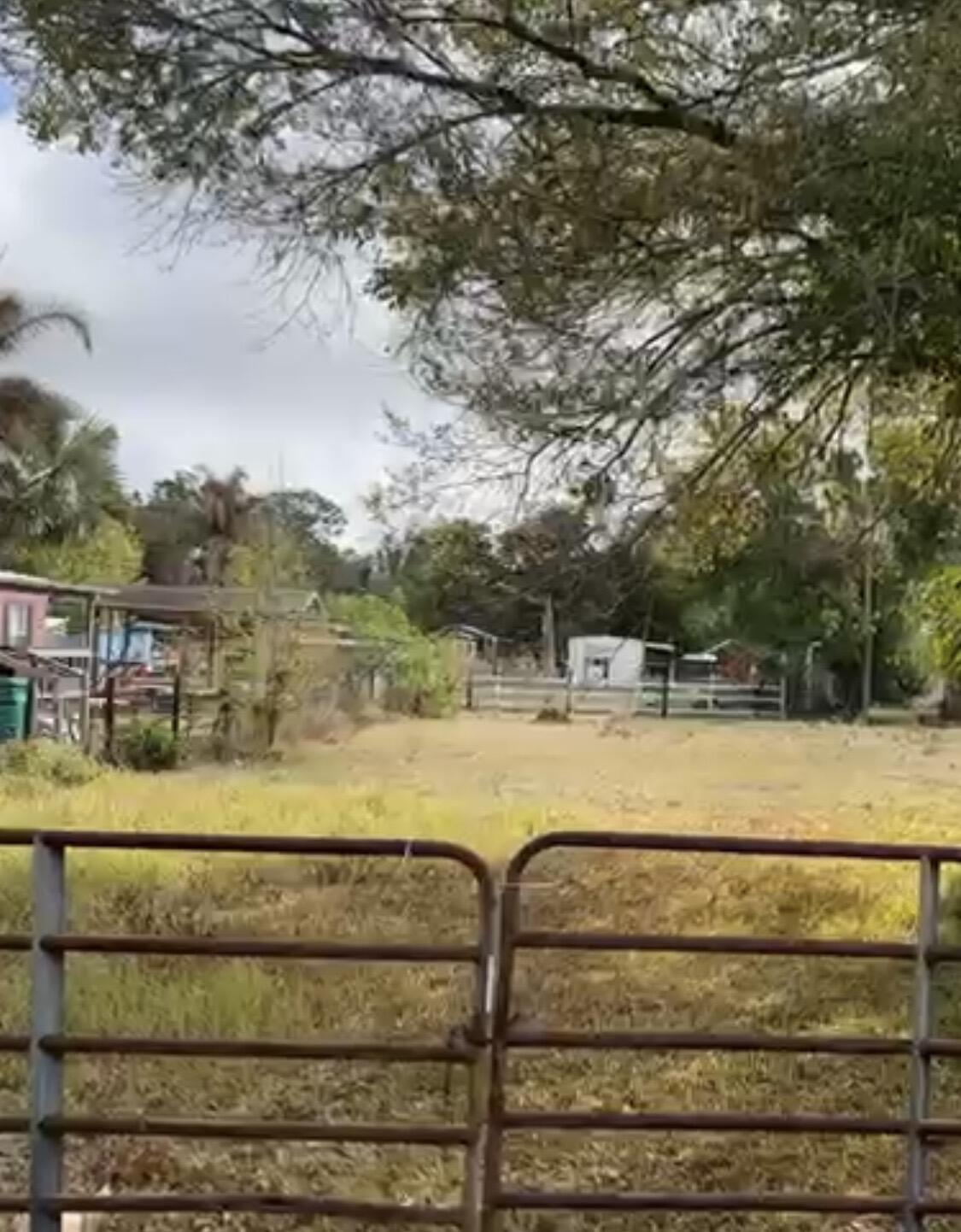 En Venta 854 NE 42ND Terrace, Okeechobee, FL 34972, Okeechobee, FL 34972