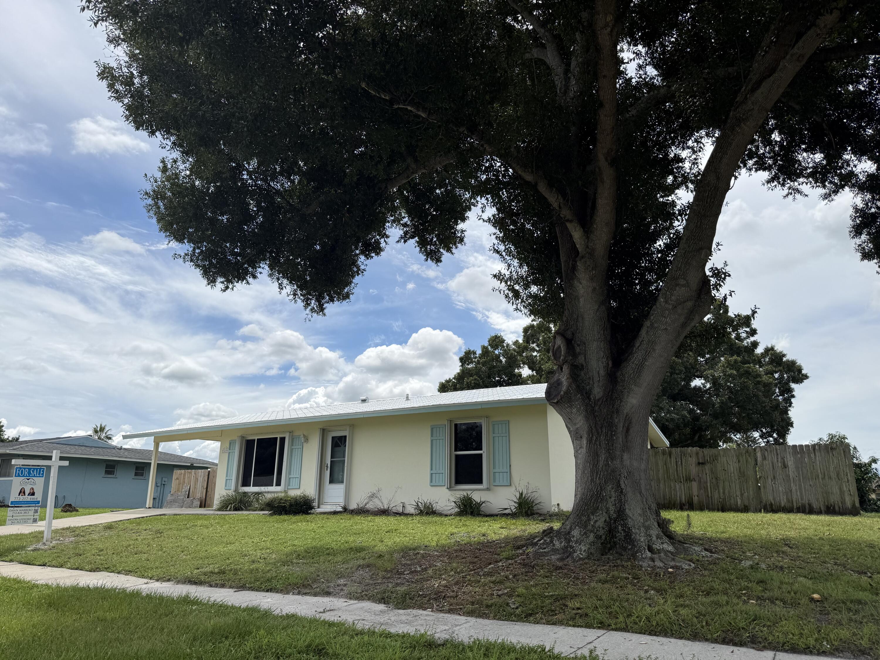 En Venta 142 NE BRACKEN Road, Port St. Lucie, FL 34983, Port St. Lucie, FL 34983