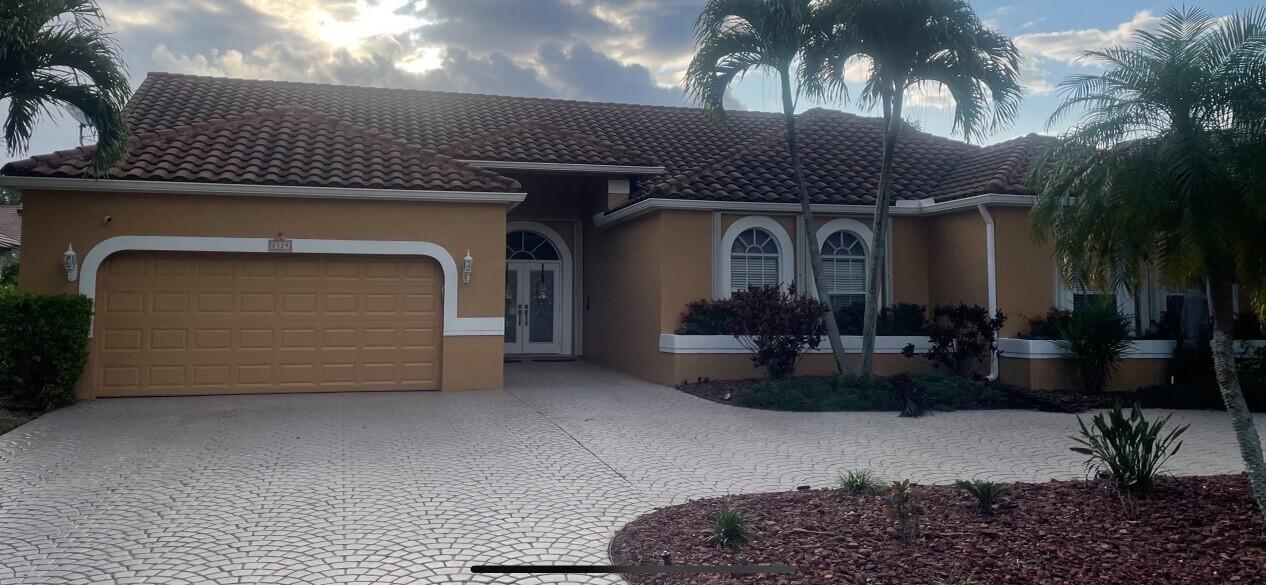 En Venta 2129 SEA PINES Way, Coral Springs, FL 33071, Coral Springs, FL 33071