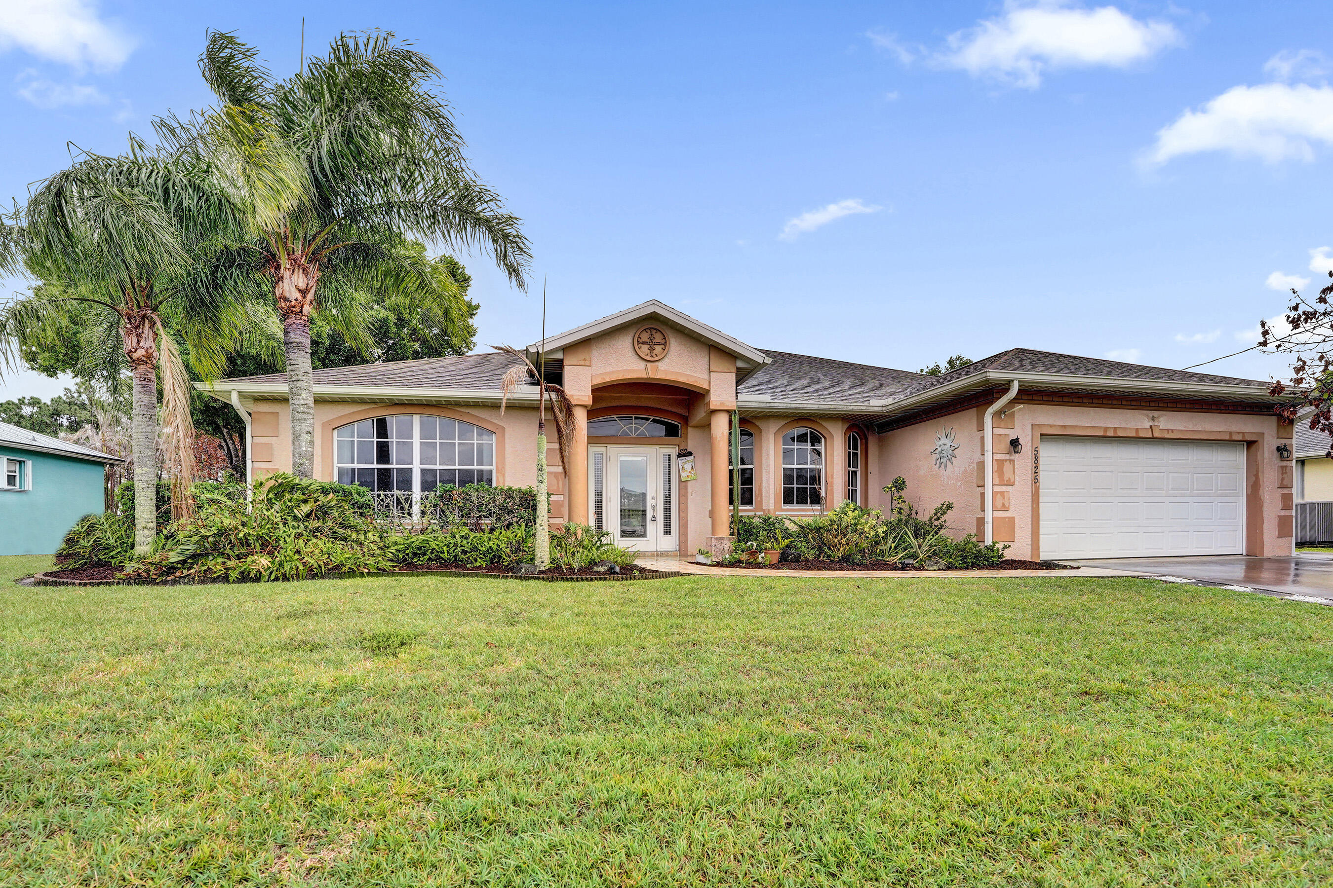 En Venta 5825 NW ZENITH Drive, Port St. Lucie, FL 34986, Port St. Lucie, FL 34986