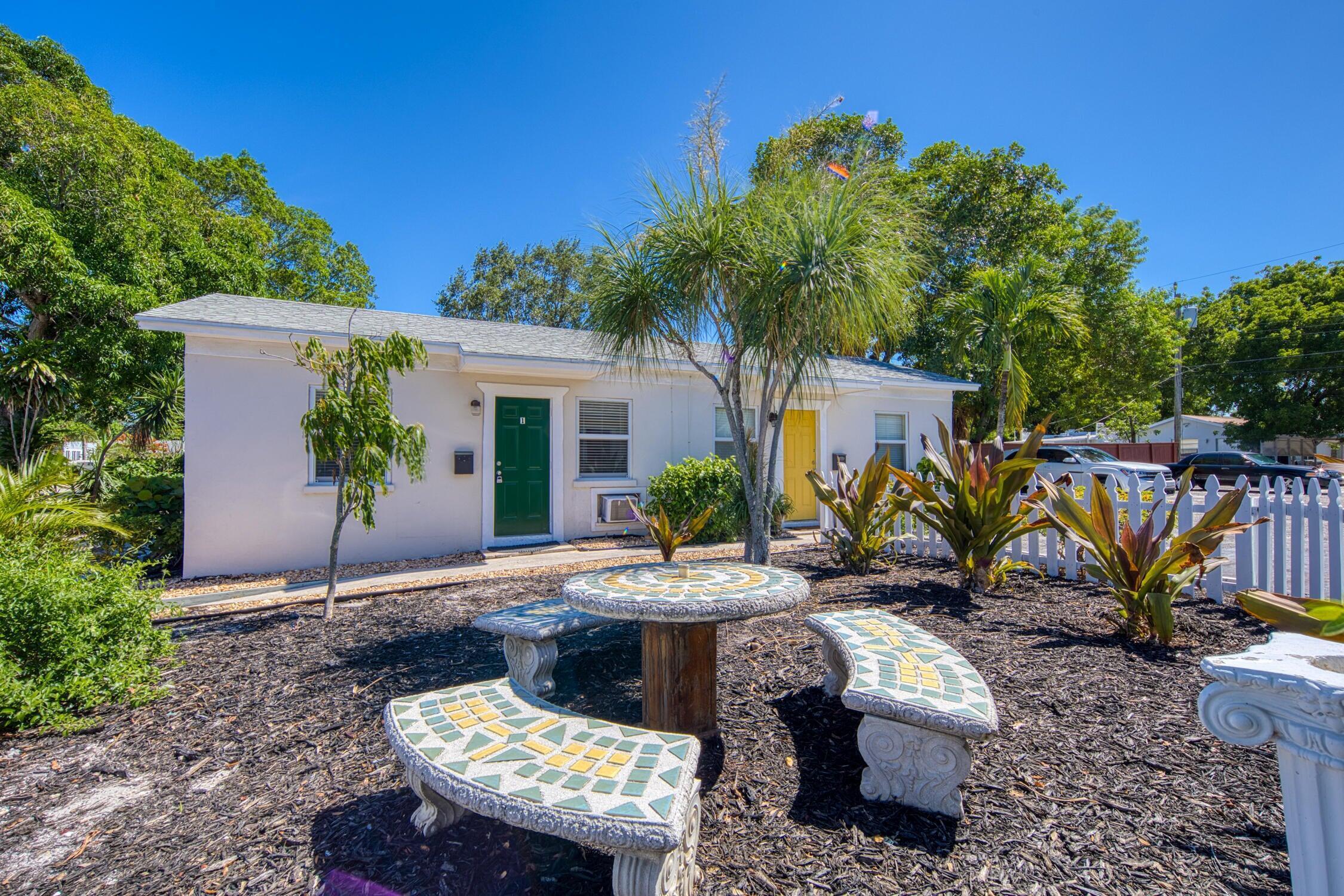 En Renta 219 N E Street 2, Lake Worth Beach, FL 33460, Lake Worth Beach, FL 33460