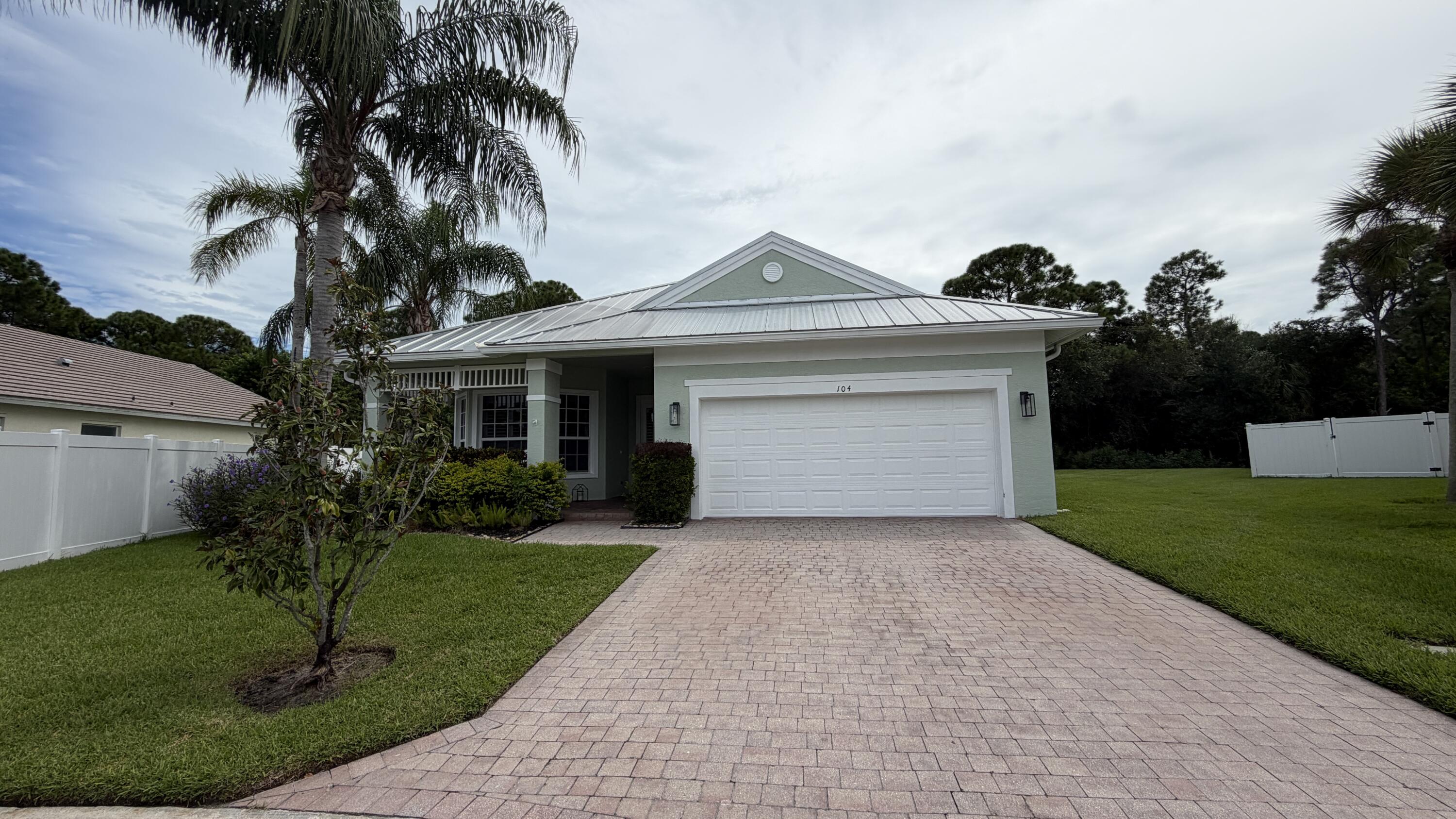 En Renta 104 NW PLEASANT GROVE Way, Port St. Lucie, FL 34986, Port St. Lucie, FL 34986