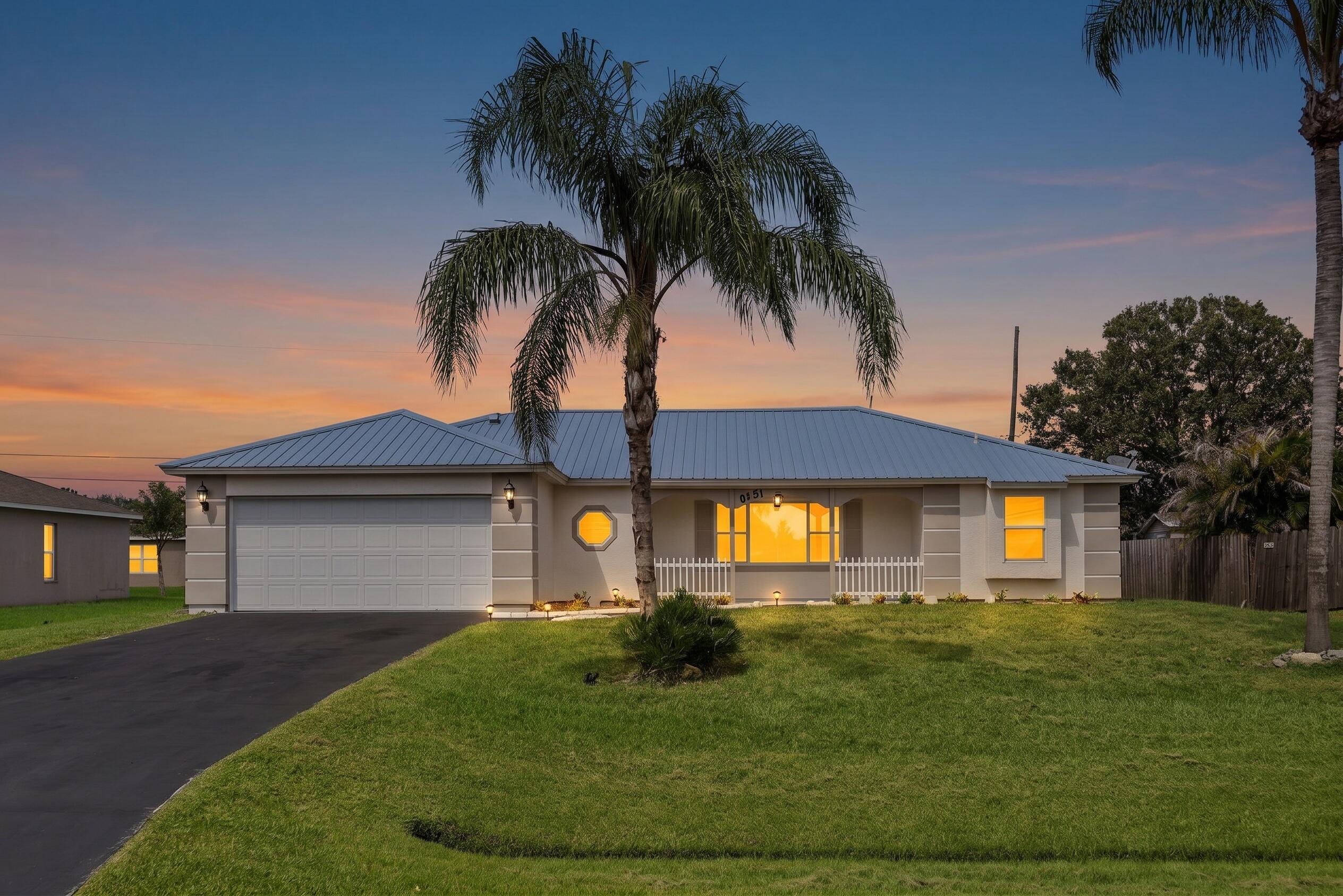 En Venta 1051 SW DUBOIS, Port St. Lucie, FL 34953, Port St. Lucie, FL 34953