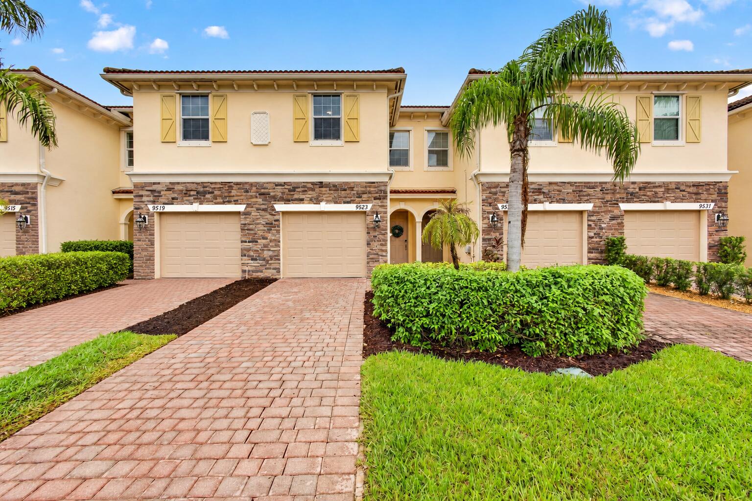 En Venta 9523 SW Merlin Court, Stuart, FL 34997, Stuart, FL 34997