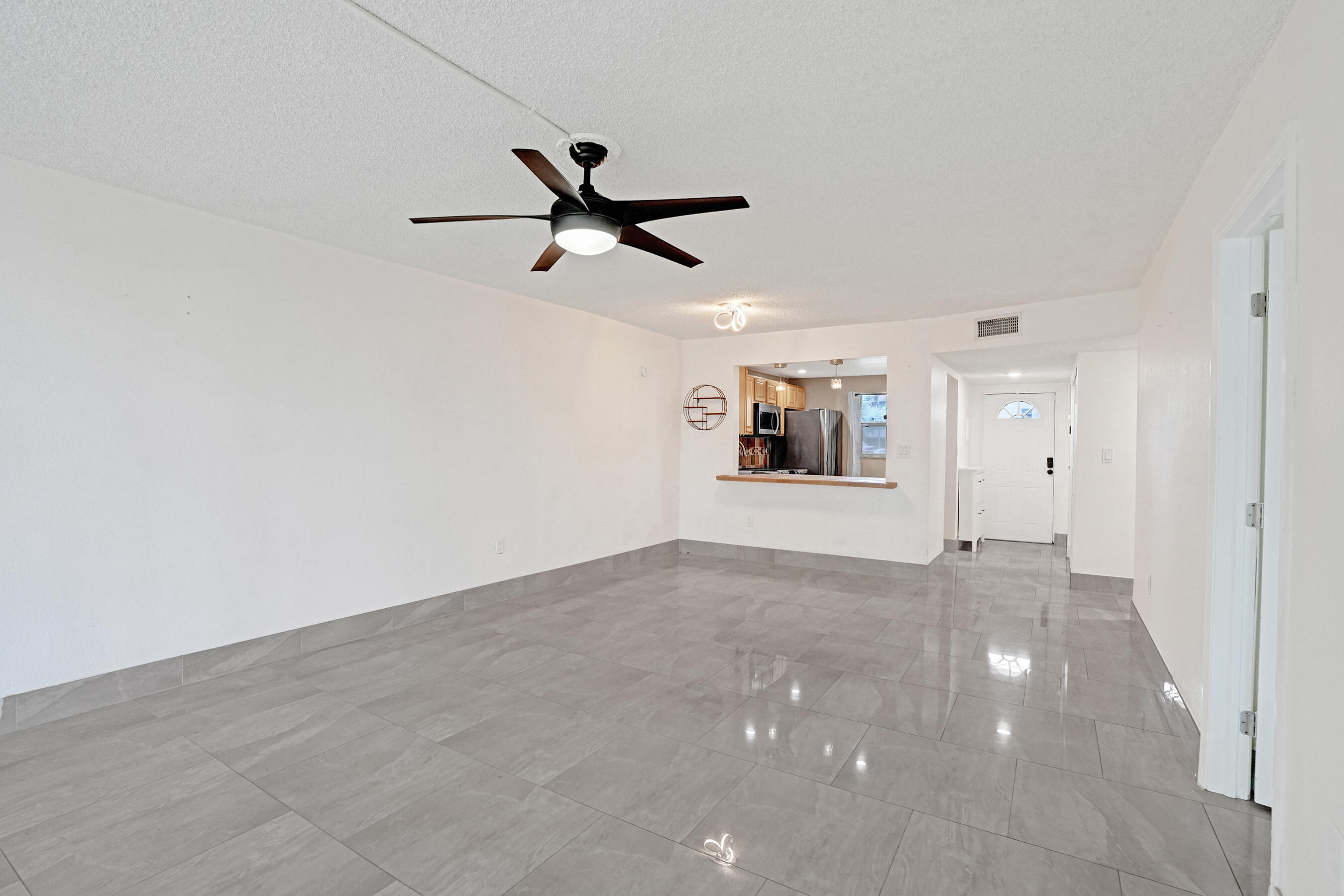 En Renta 8301 SANDS POINT Boulevard S102, Tamarac, FL 33321, Tamarac, FL 33321