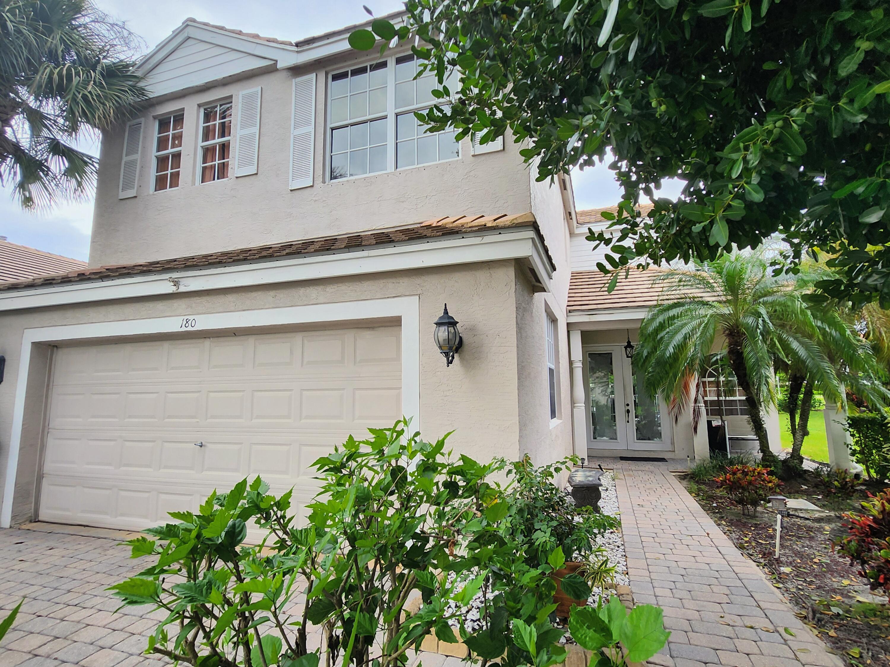 En Venta 180 KENSINGTON Way, Royal Palm Beach, FL 33414, Royal Palm Beach, FL 33414
