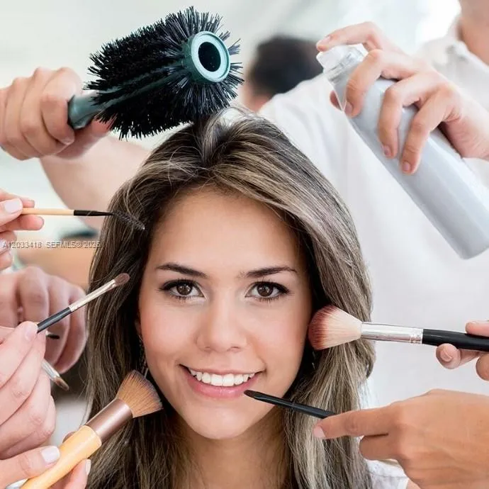 Foto de propiedad en Beauty Salon = $320k+ Annual Sales In Tax Returns, Miami, FL 33185 Miami con MLS# 