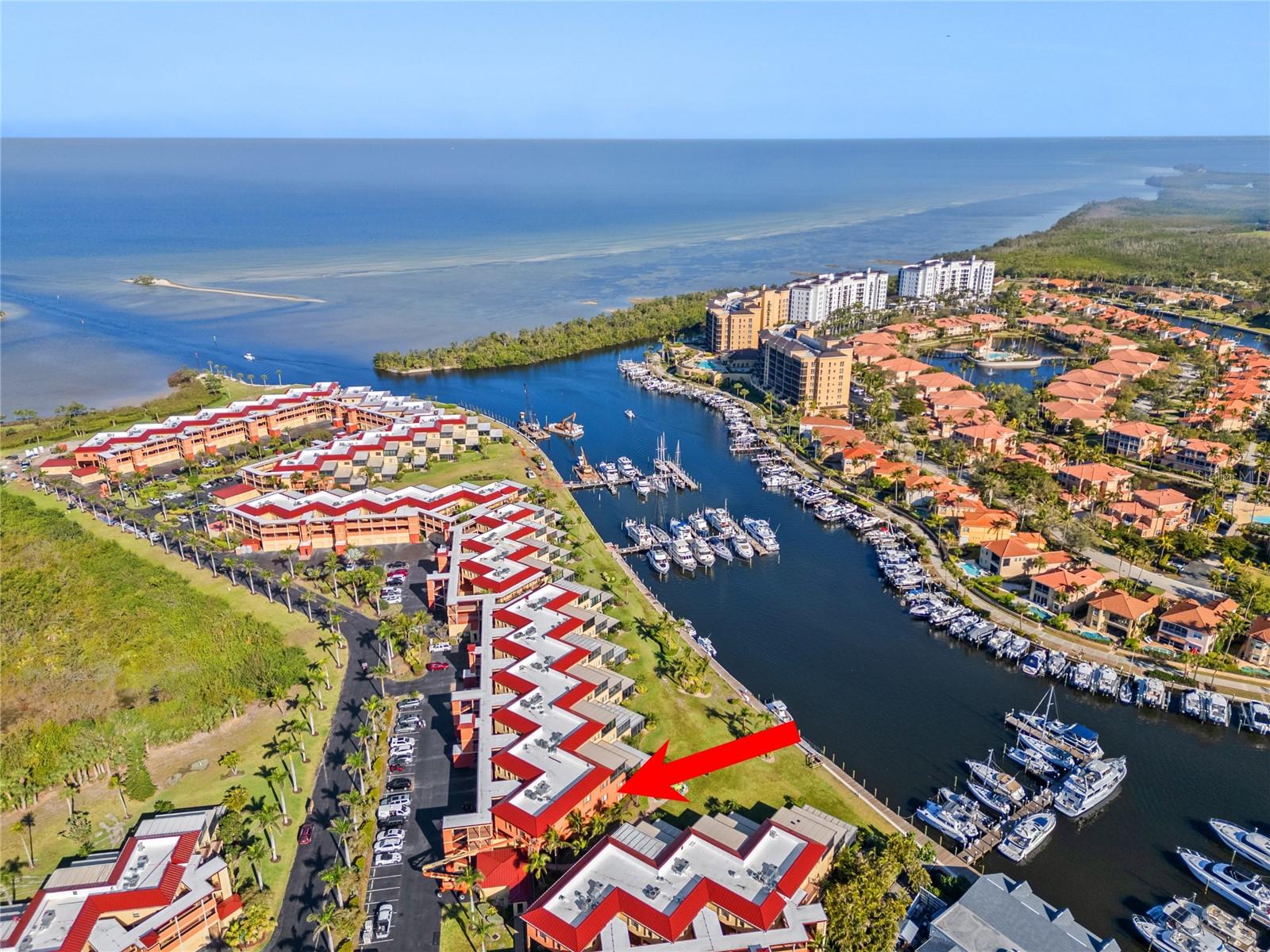 Foto de propiedad en 3230 SOUTHSHORE DR #36B PUNTA GORDA con MLS# C7507175