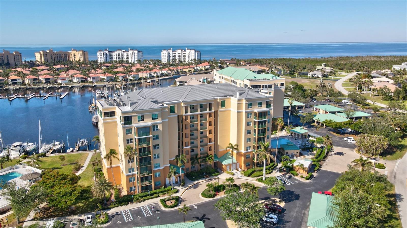 En Venta 2090 MATECUMBE KEY RD #1708, PUNTA GORDA, FL 33955