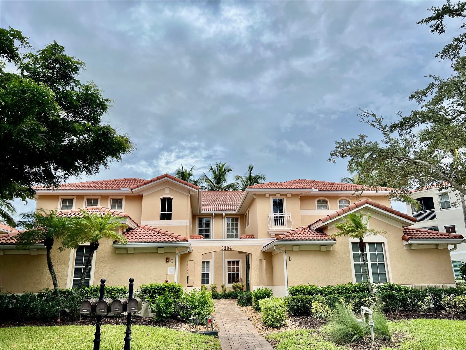 En Renta 3304 SUNSET KEY CIR #D, PUNTA GORDA, FL 33955