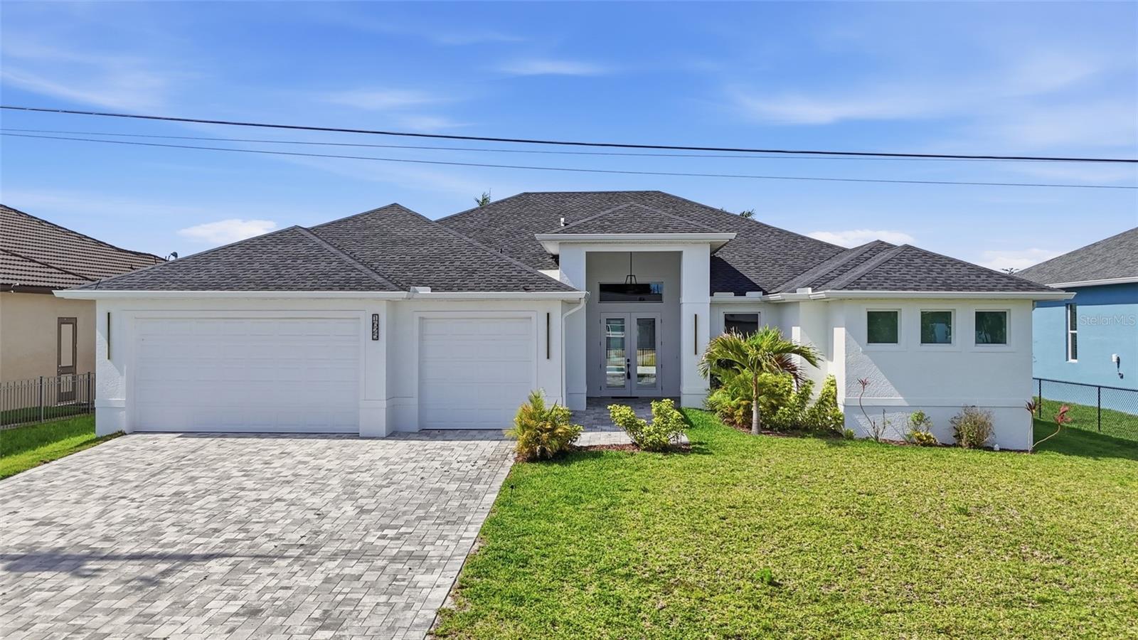 Foto de propiedad en 1625 SW 44TH TER CAPE CORAL con MLS# C7525894