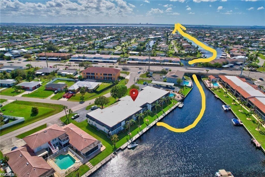 En Venta 4722 SE 1ST PL #5, CAPE CORAL, FL 33904