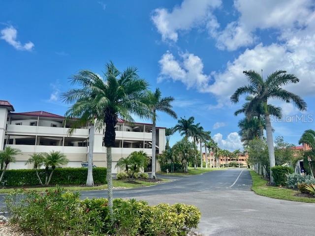 Foto de propiedad en 3220 SOUTHSHORE DR #23C PUNTA GORDA con MLS# C7526257