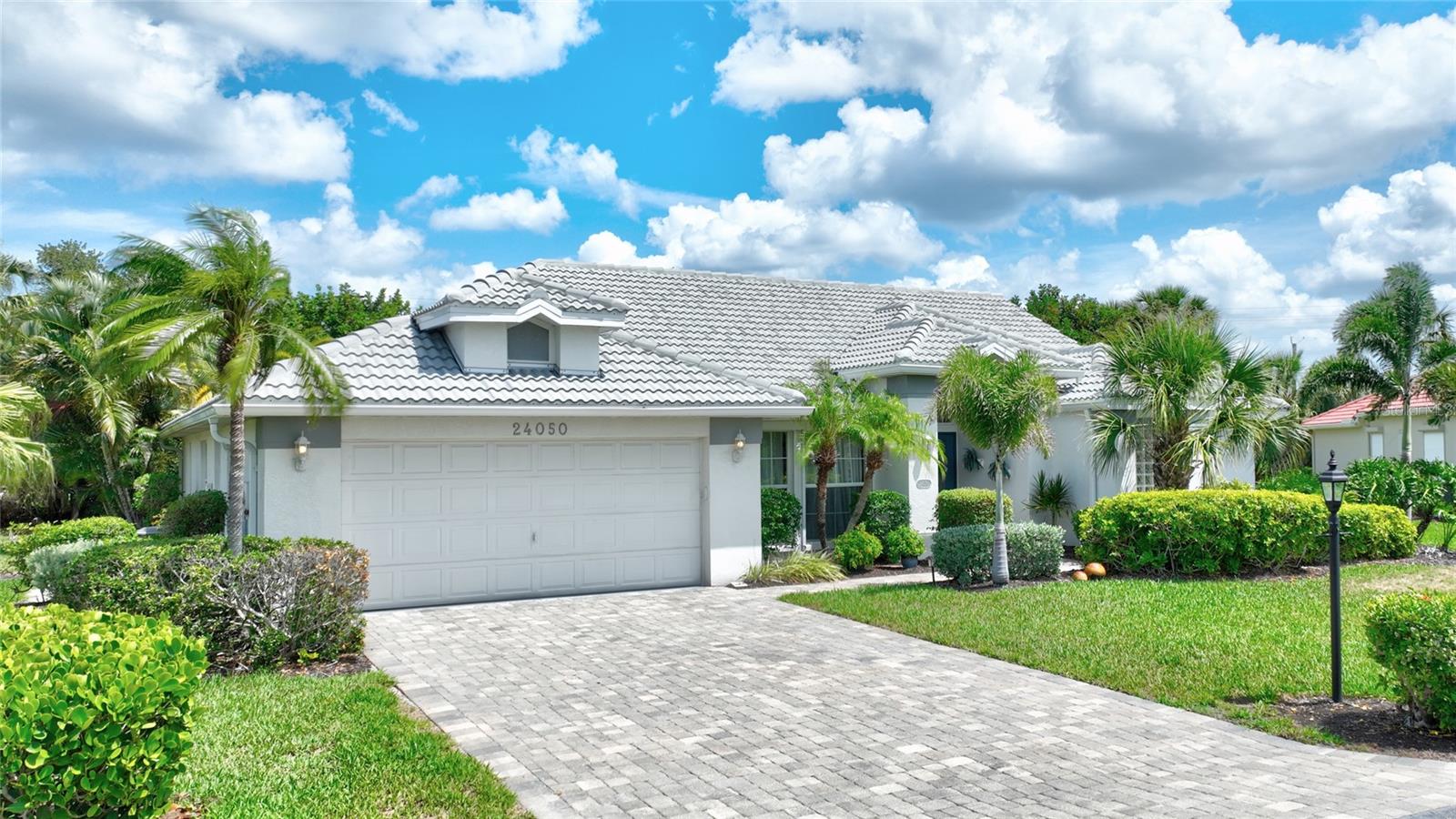 En Venta 24050 REDFISH COVE DR, PUNTA GORDA, FL 33955