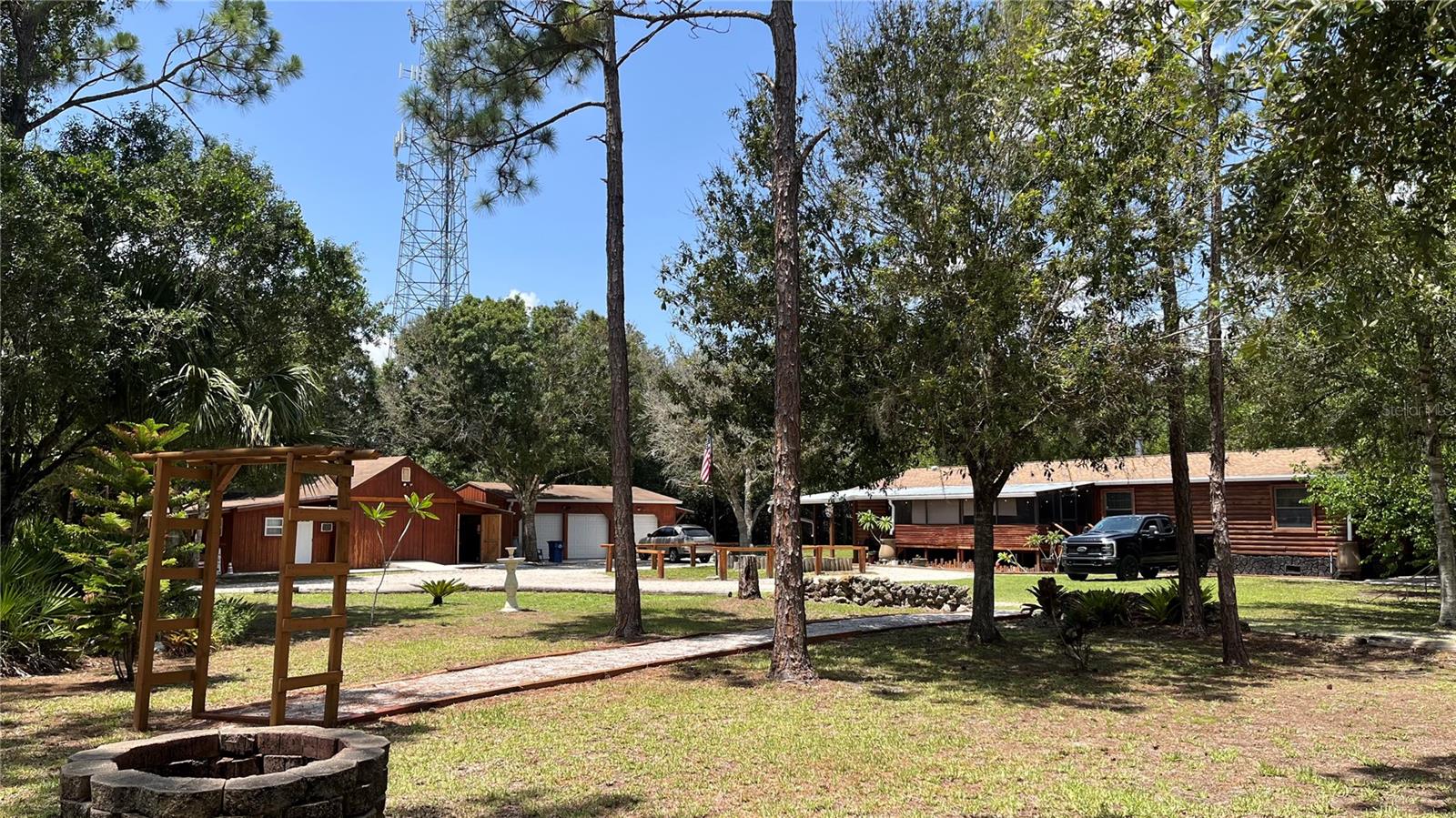 En Venta 17021 SHELBY LN, NORTH FORT MYERS, FL 33917