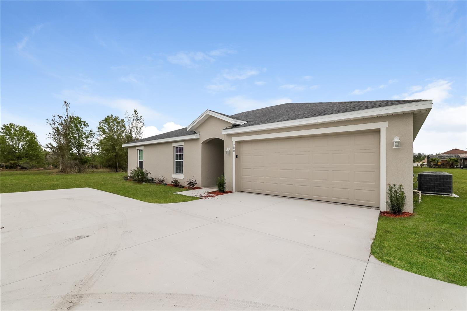 Foto de propiedad en 280 BECKENHAM DR KISSIMMEE con MLS# C7527217