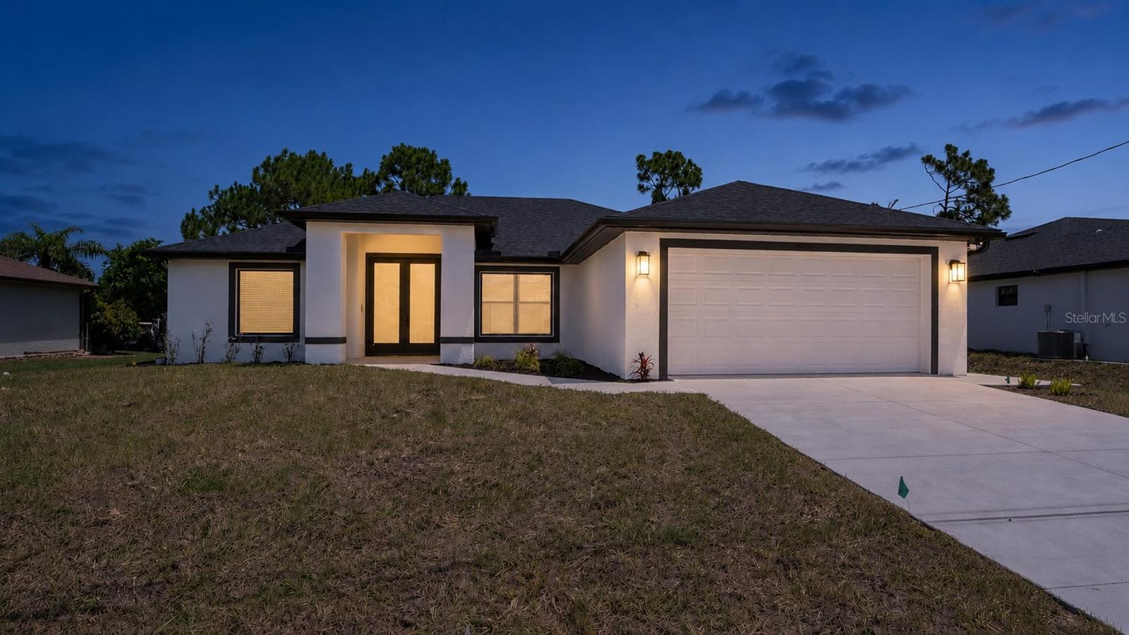 Foto de propiedad en 3205 12TH ST SW LEHIGH ACRES con MLS# C7527370
